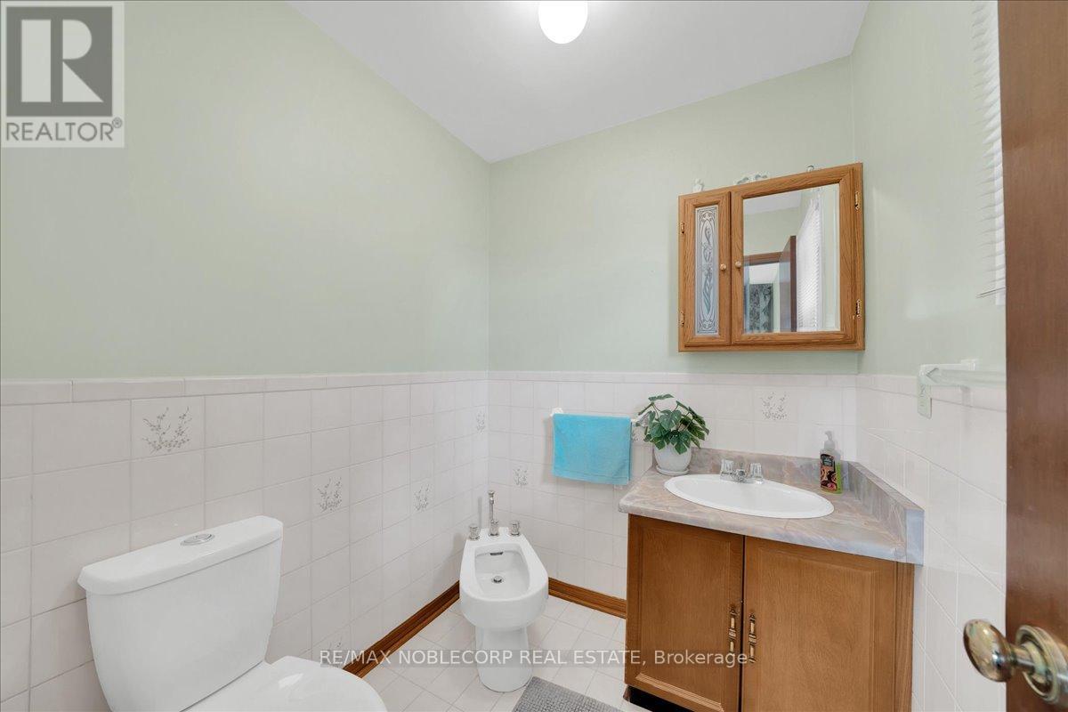 175 Oliver Lane, Vaughan, Ontario  L6A 1A9 - Photo 21 - N13025598