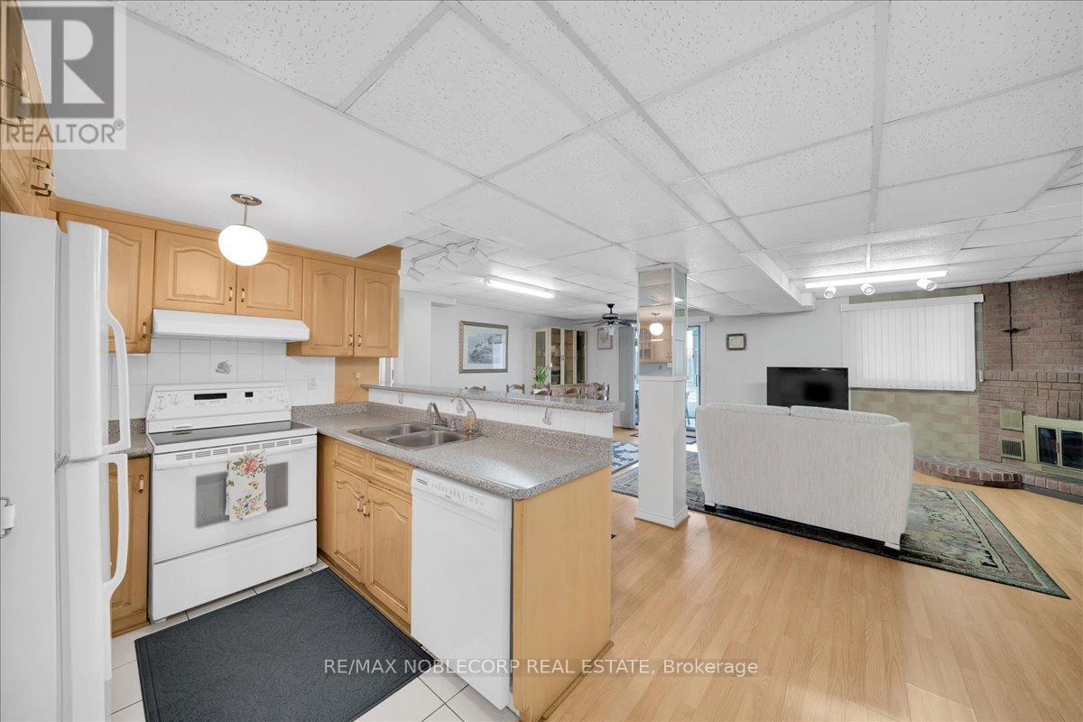 175 Oliver Lane, Vaughan, Ontario  L6A 1A9 - Photo 34 - N13025598