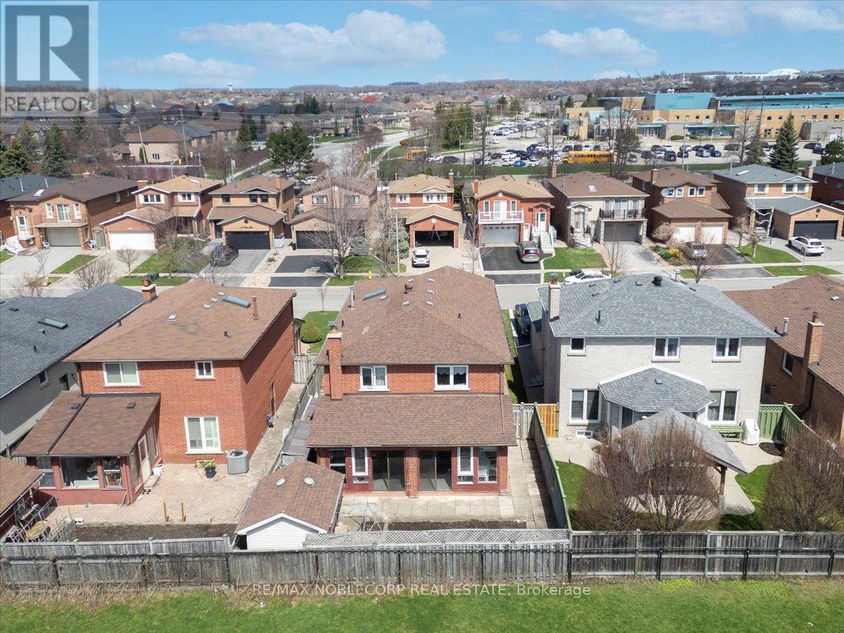 175 Oliver Lane, Vaughan, Ontario  L6A 1A9 - Photo 42 - N13025598