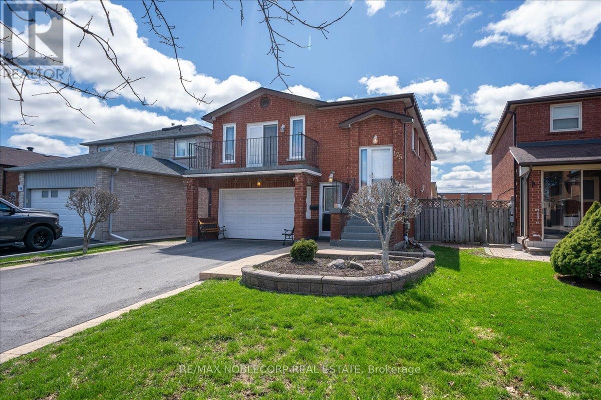 175 Oliver Lane, Vaughan, Ontario  L6A 1A9 - Photo 5 - N13025598