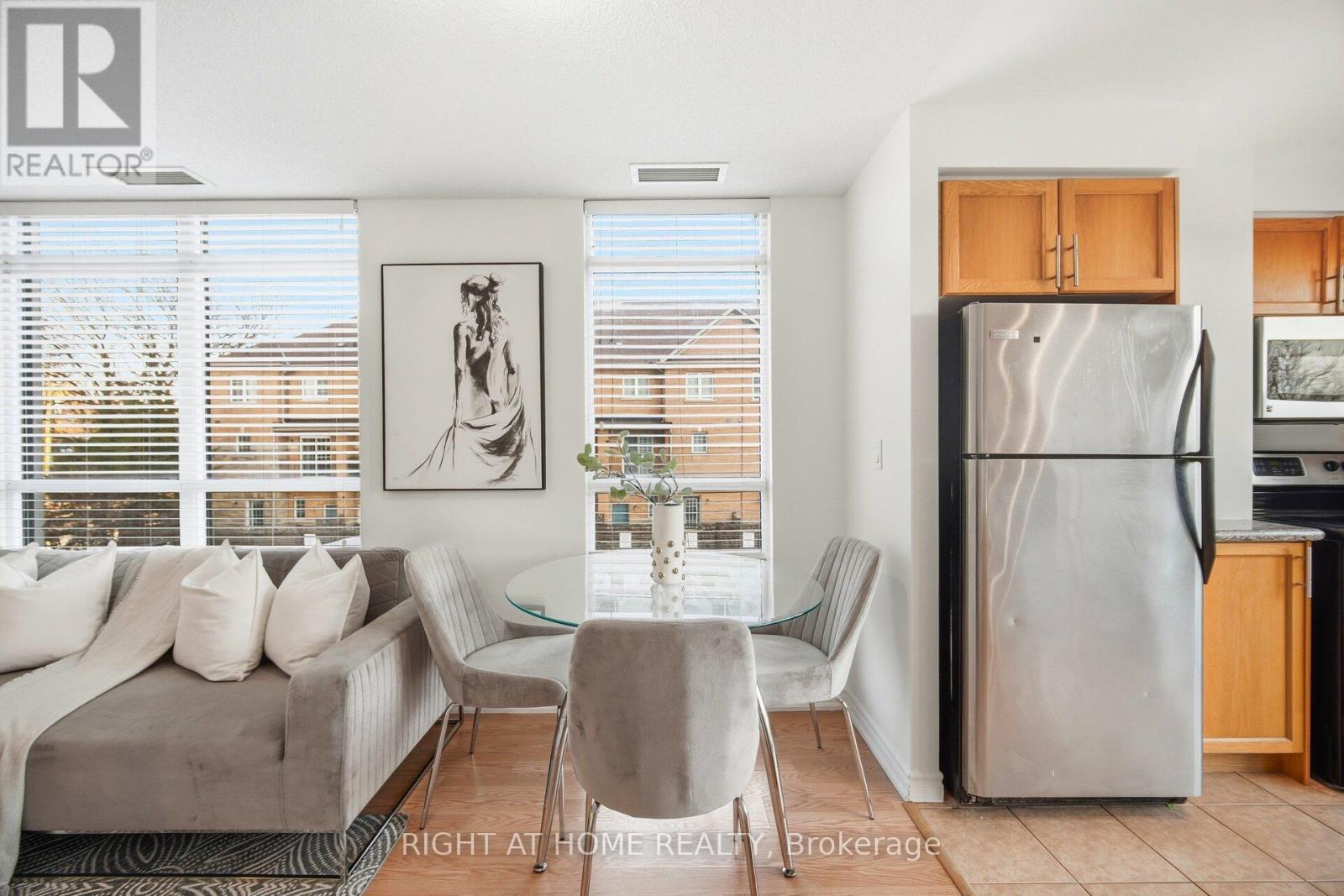 211 - 18 Harding Boulevard, Richmond Hill, Ontario  L4C 0T3 - Photo 15 - N13025664