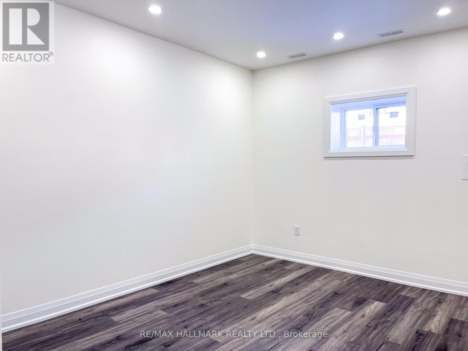 Lower Level - 22 Direzze Court, Richmond Hill, Ontario  L4C 7V8 - Photo 8 - N13025670