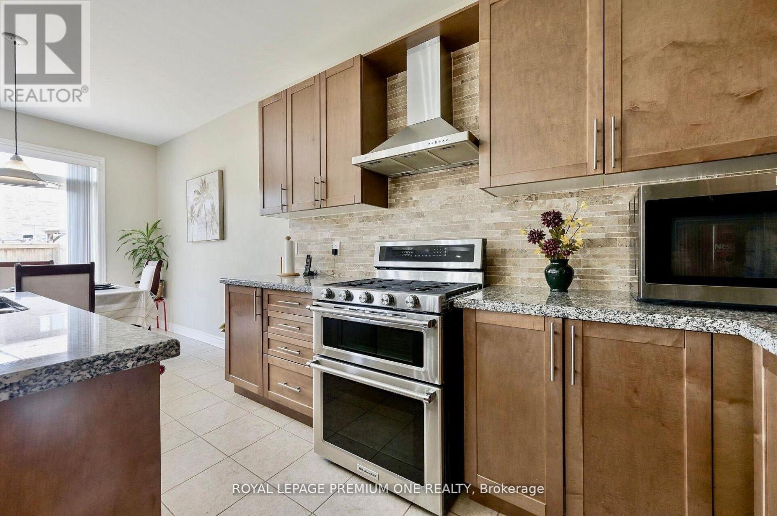 166 Sharpe Crescent, New Tecumseth (Tottenham), Ontario  L0G 1W0 - Photo 21 - N13025676