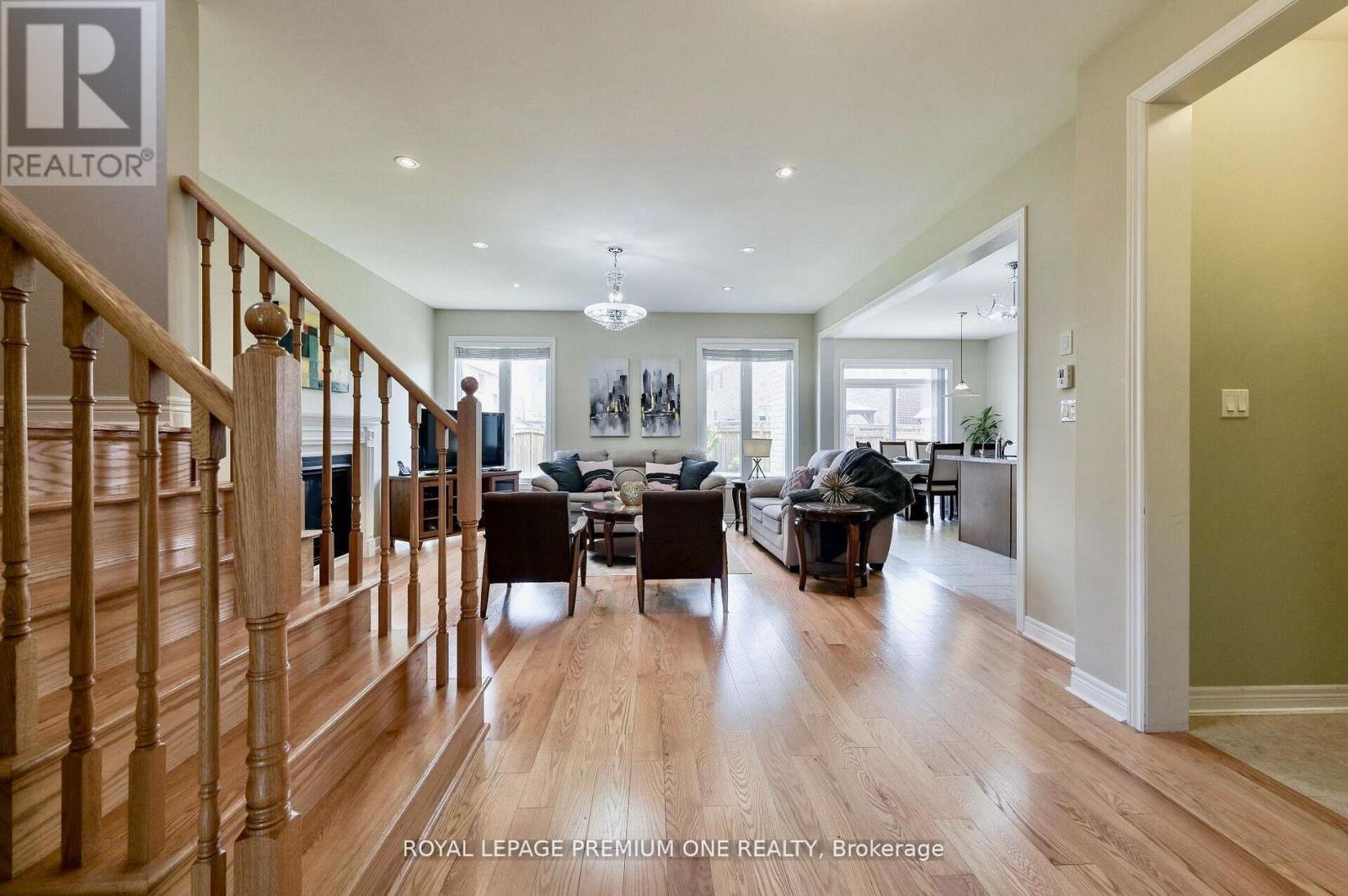 166 Sharpe Crescent, New Tecumseth (Tottenham), Ontario  L0G 1W0 - Photo 9 - N13025676