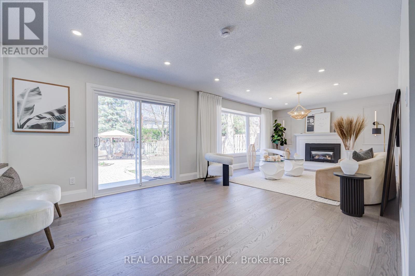 14 Brookfield Court, Markham, Ontario  L3P 2W9 - Photo 8 - N13025736