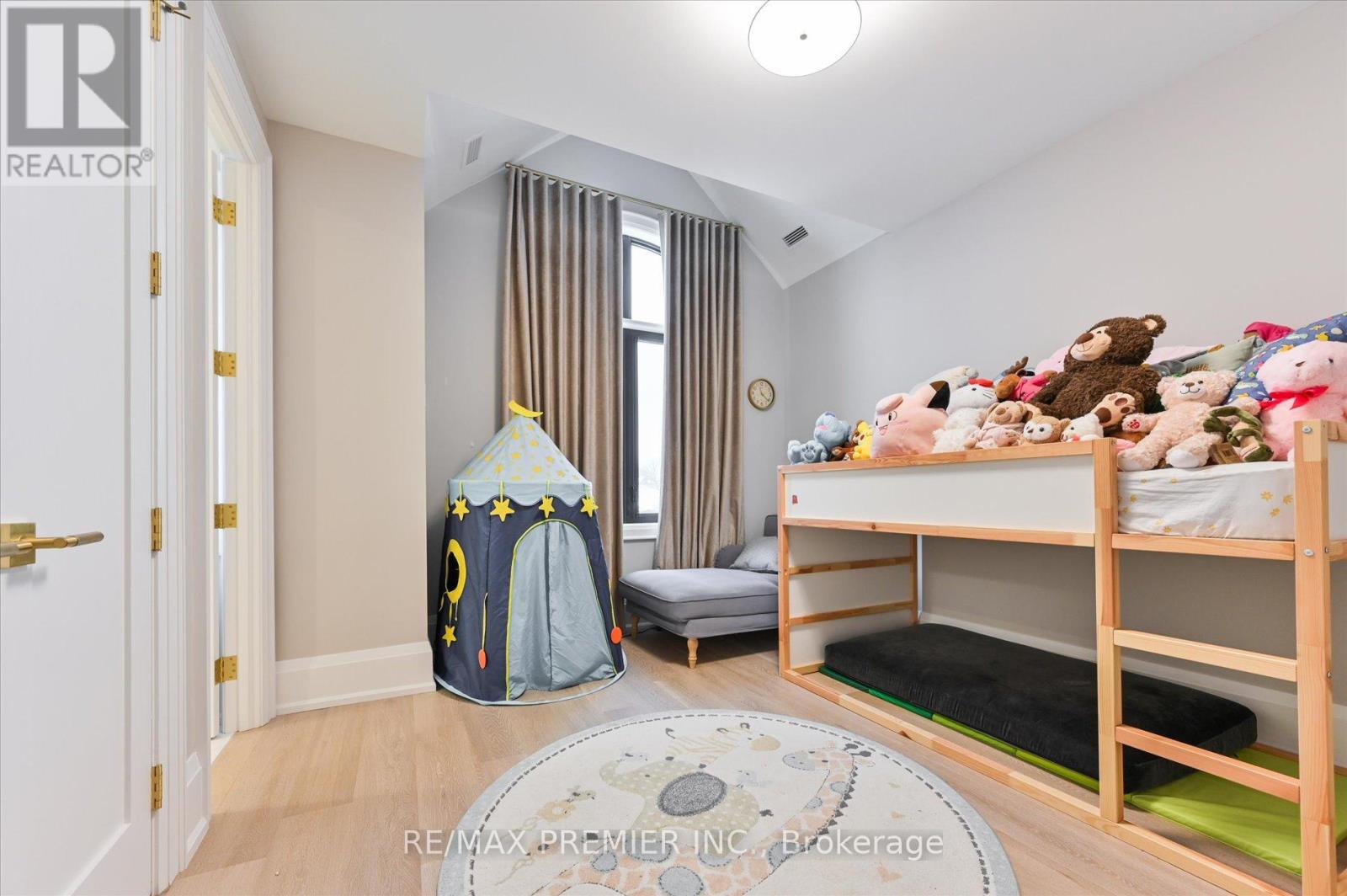 127 Carmela Avenue, Richmond Hill, Ontario  L4E 2V6 - Photo 32 - N13025766