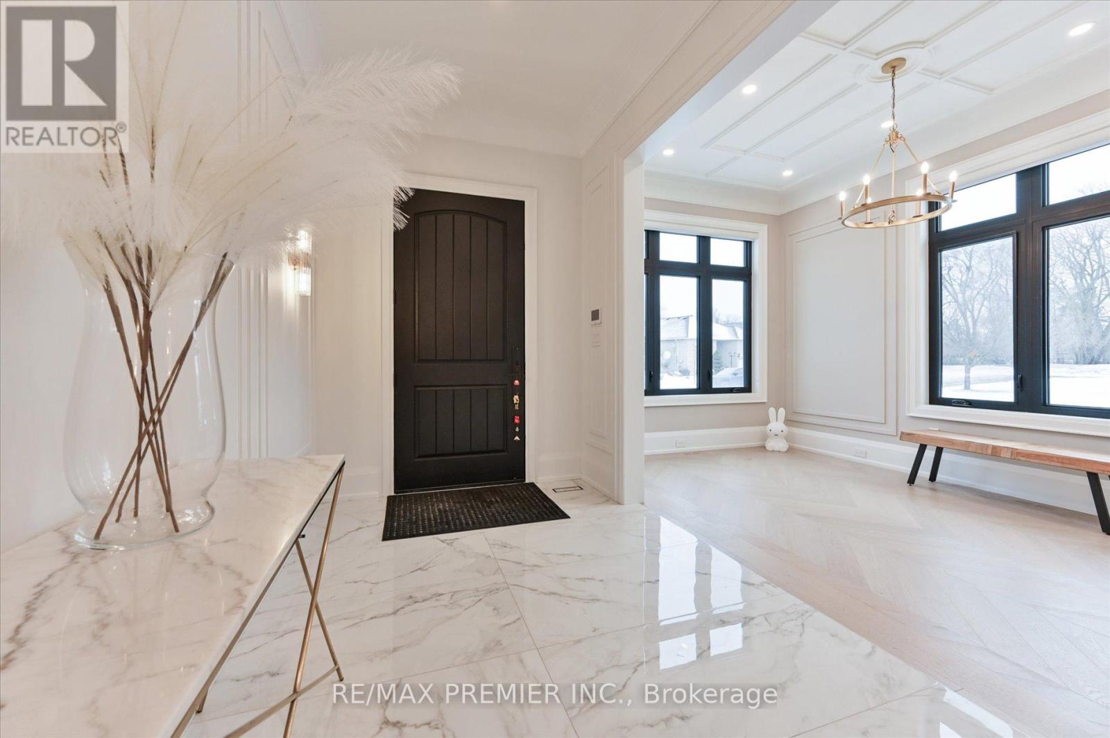 127 Carmela Avenue, Richmond Hill, Ontario  L4E 2V6 - Photo 6 - N13025766