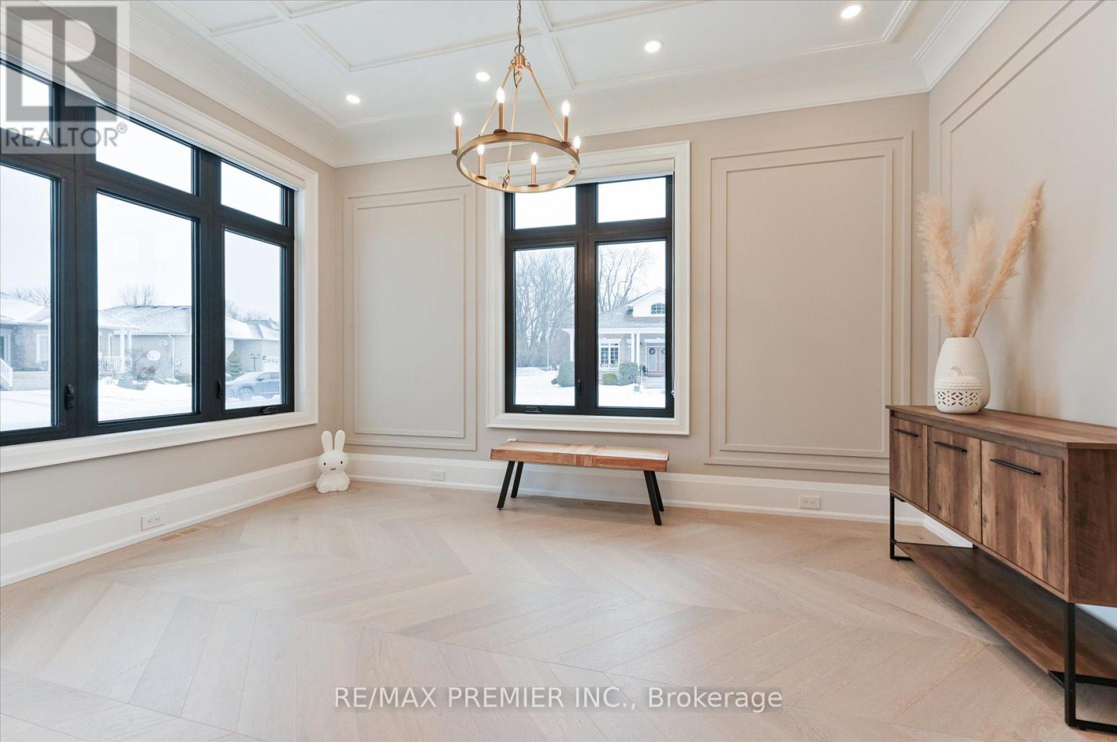 127 Carmela Avenue, Richmond Hill, Ontario  L4E 2V6 - Photo 7 - N13025766