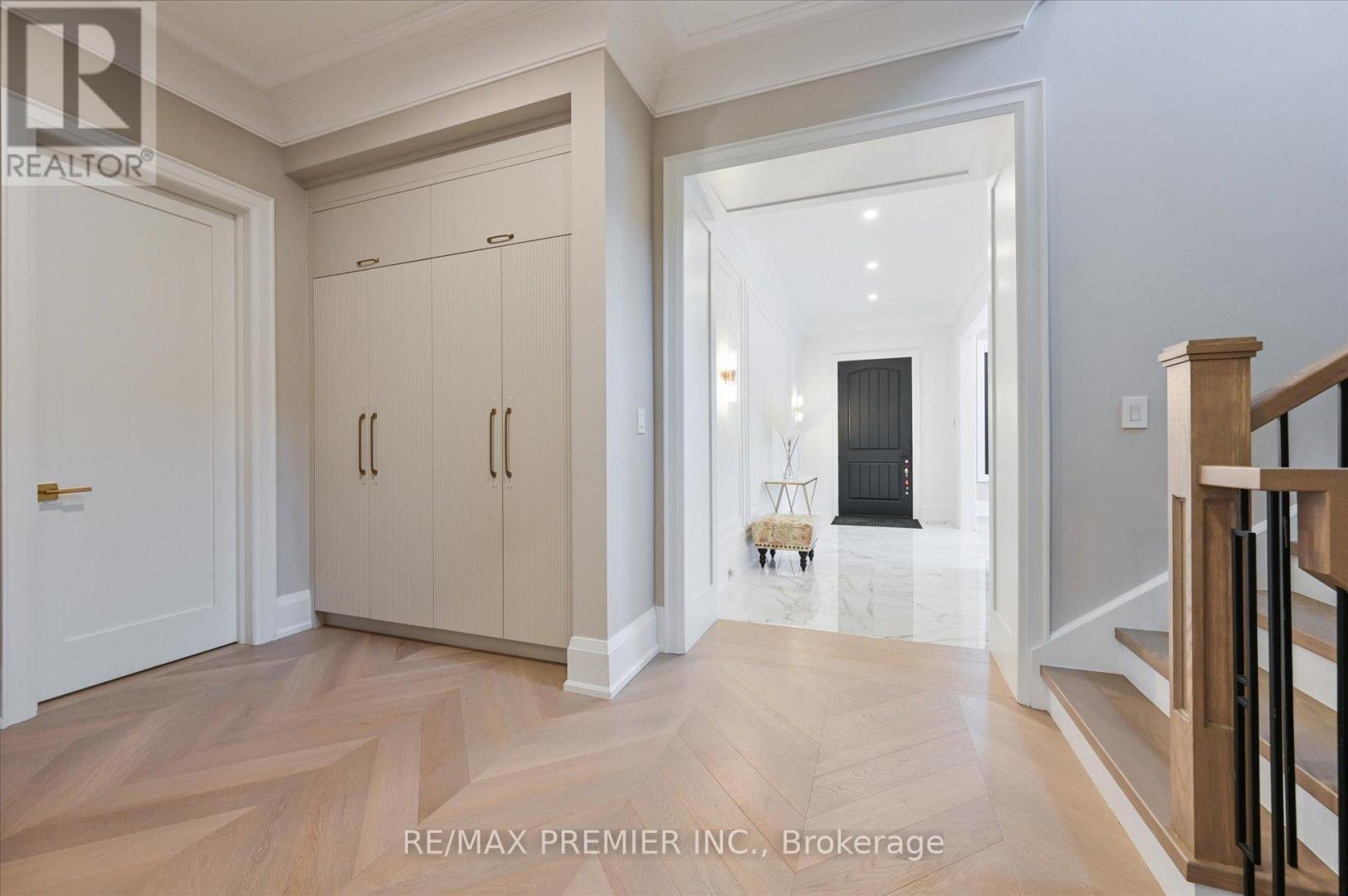 127 Carmela Avenue, Richmond Hill, Ontario  L4E 2V6 - Photo 9 - N13025766