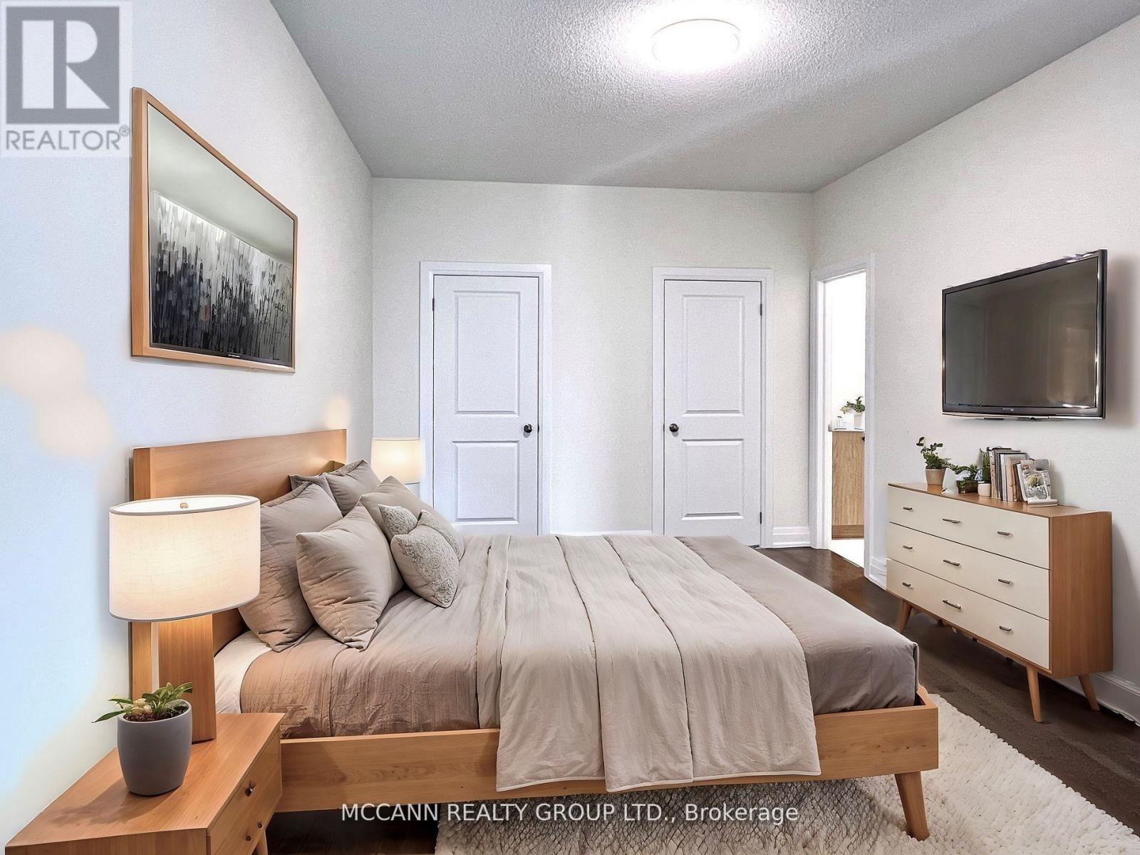 7 Gunton Street, Aurora, Ontario  L4G 4A9 - Photo 3 - N13025814