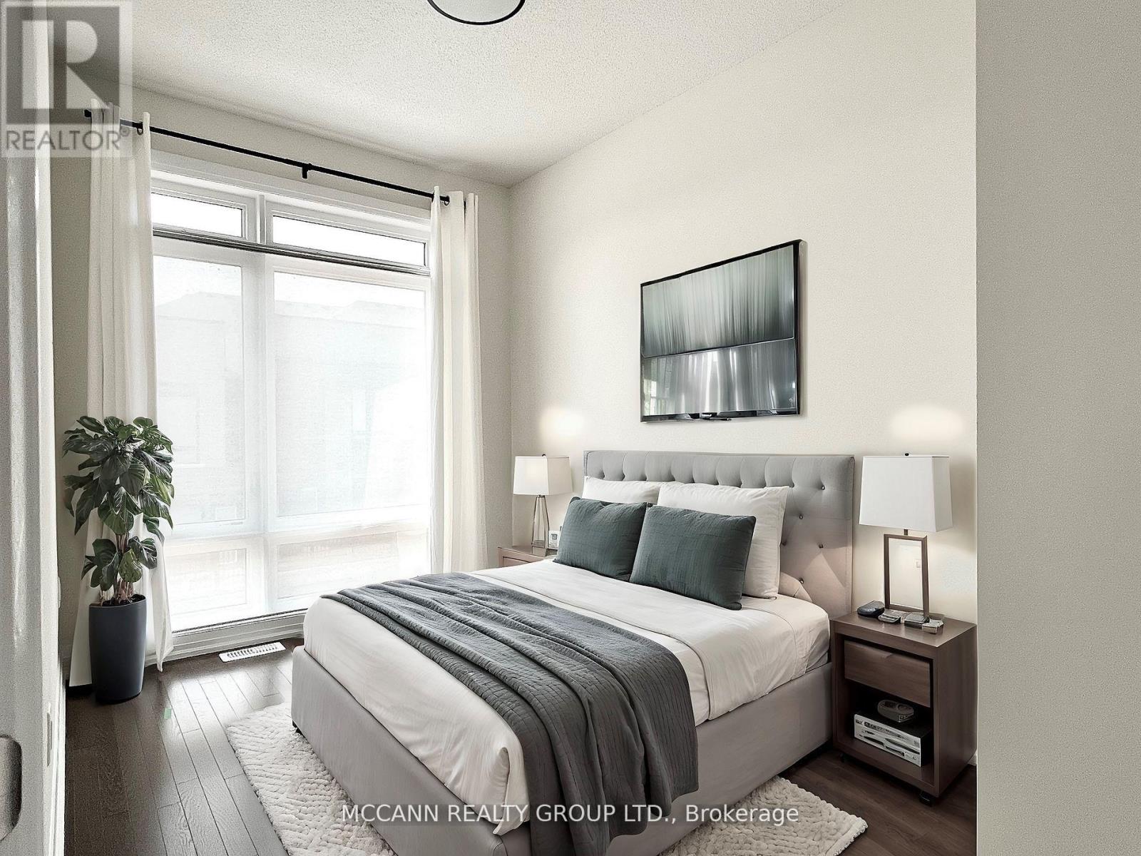 7 Gunton Street, Aurora, Ontario  L4G 4A9 - Photo 4 - N13025814