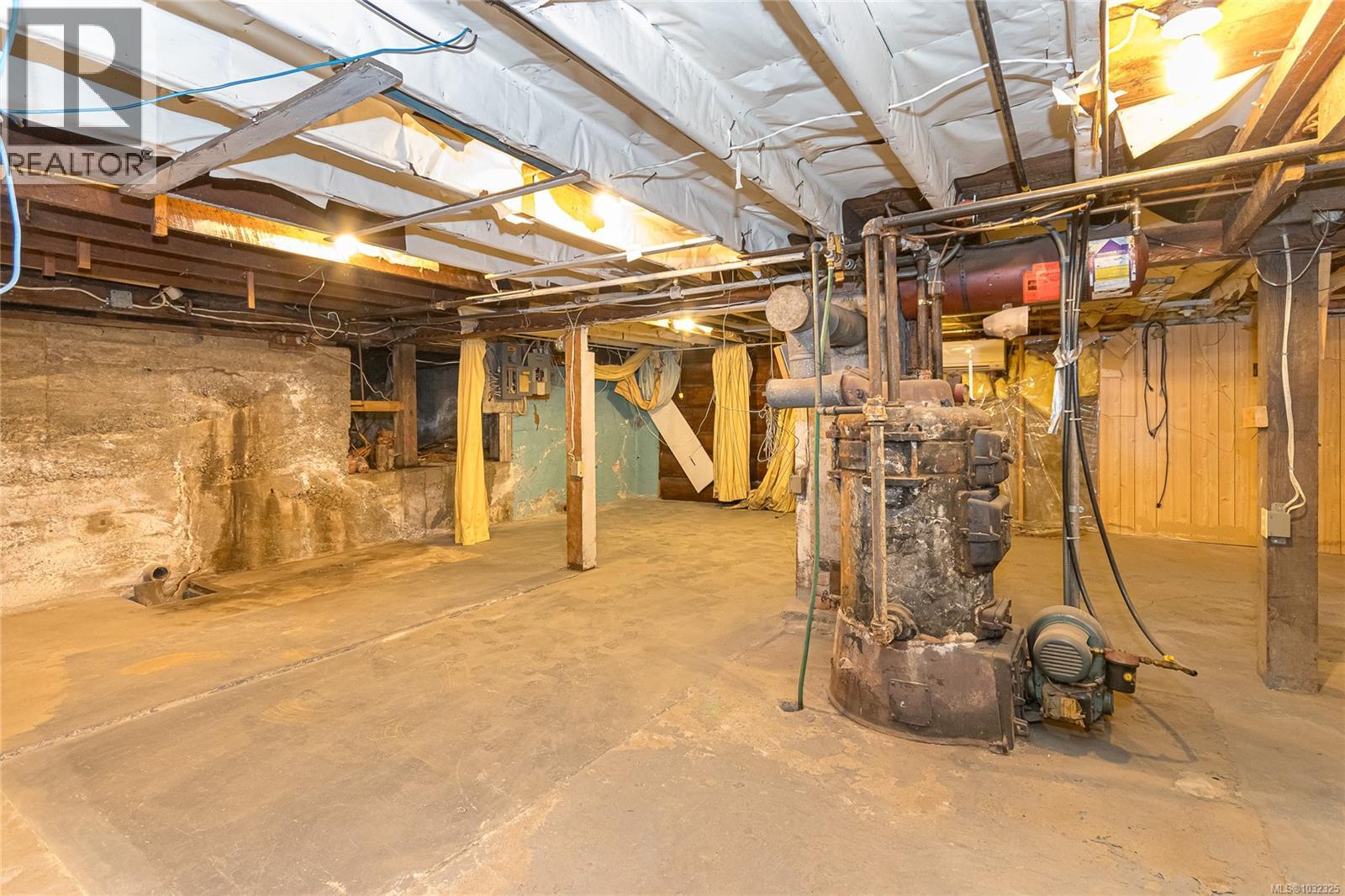 824 Ellery St, Esquimalt, British Columbia  V9A 4R7 - Photo 15 - 1032325