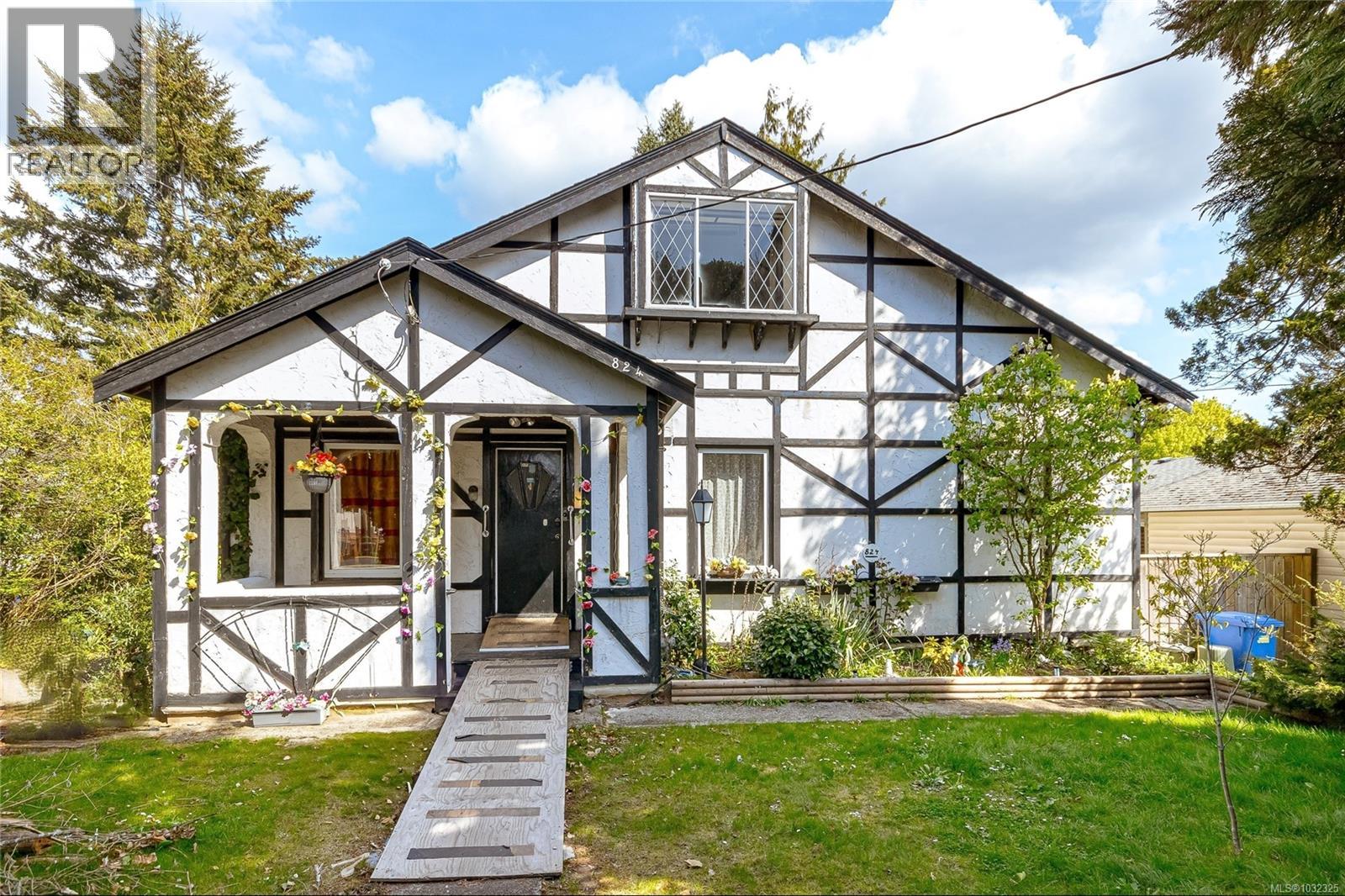 824 Ellery St, Esquimalt, British Columbia  V9A 4R7 - Photo 3 - 1032325