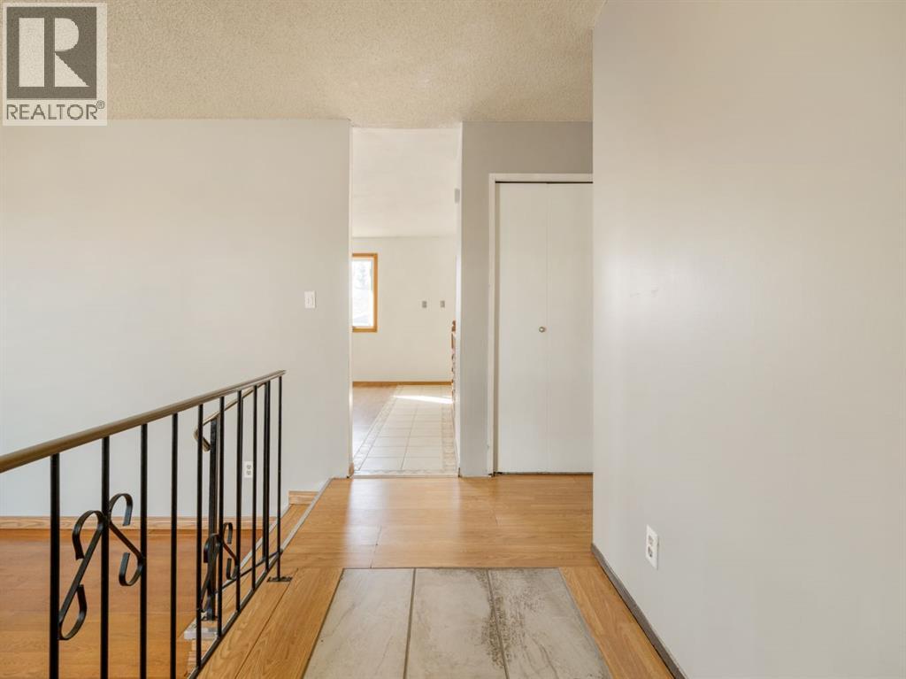 450 4 Avenue E, Cardston, Alberta  T0K 0K0 - Photo 2 - A2285358