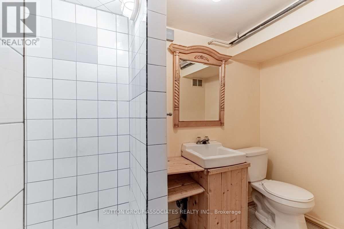 Lower - 57 Aziel Street, Toronto, Ontario  M6P 2N8 - Photo 7 - W13025592