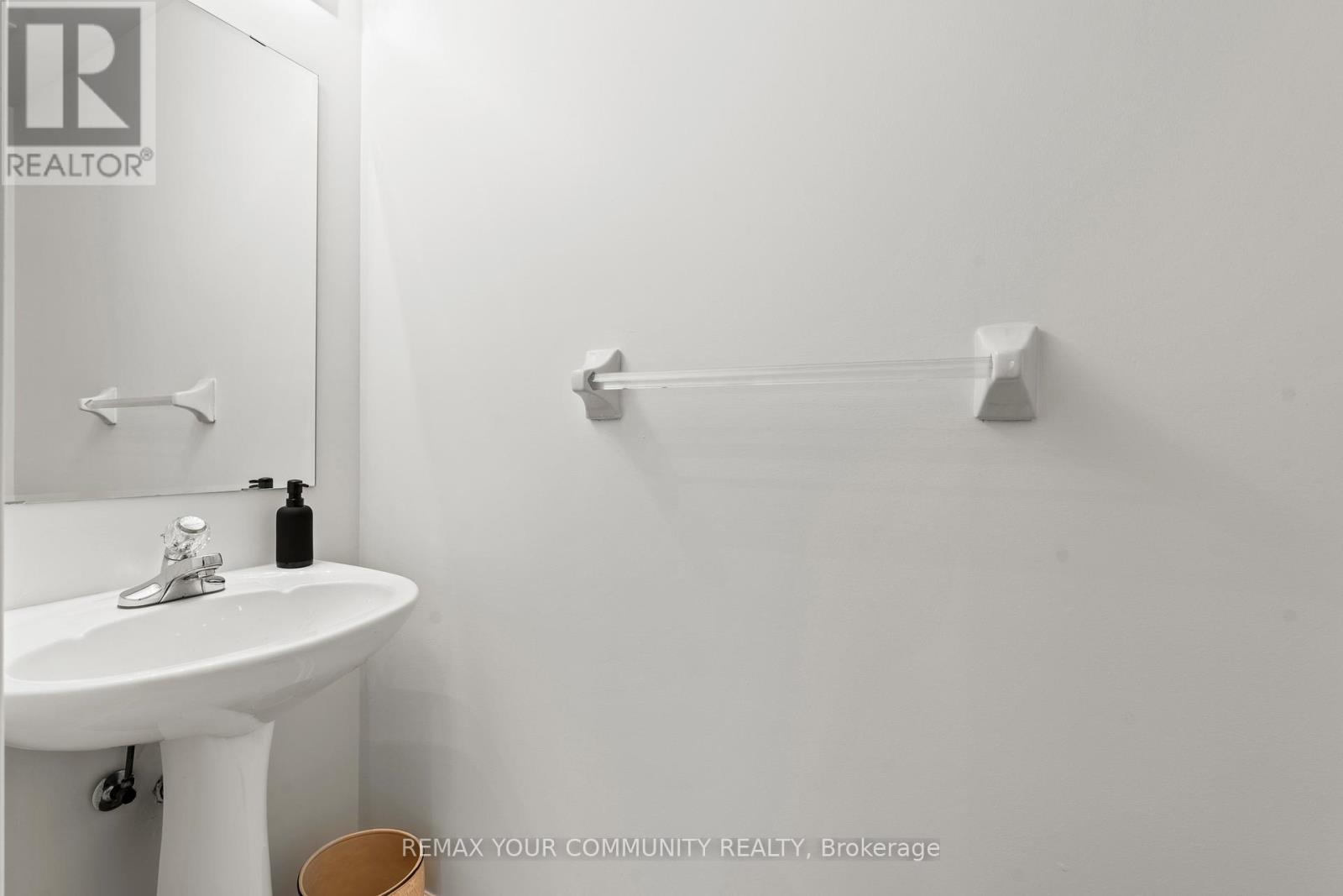 3970 Pondview Way, Mississauga, Ontario  L5N 8J8 - Photo 15 - W13025602