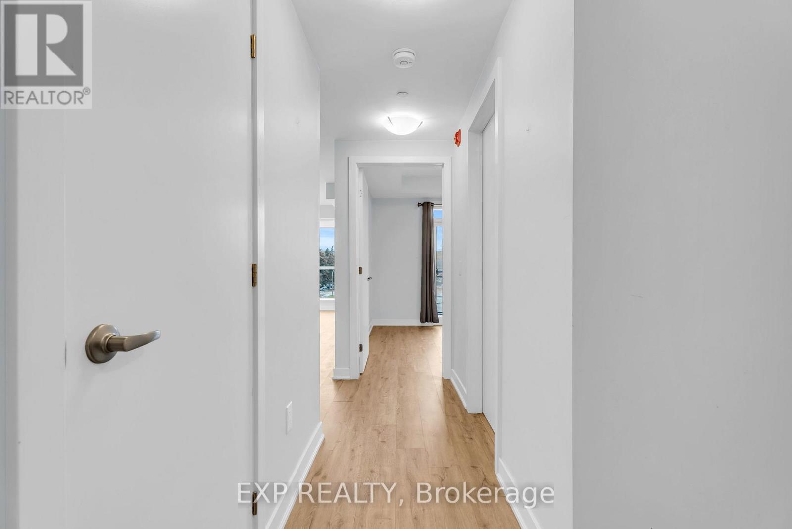 302 - 340 Plains Road E, Burlington, Ontario  L7T 0C2 - Photo 5 - W13025636