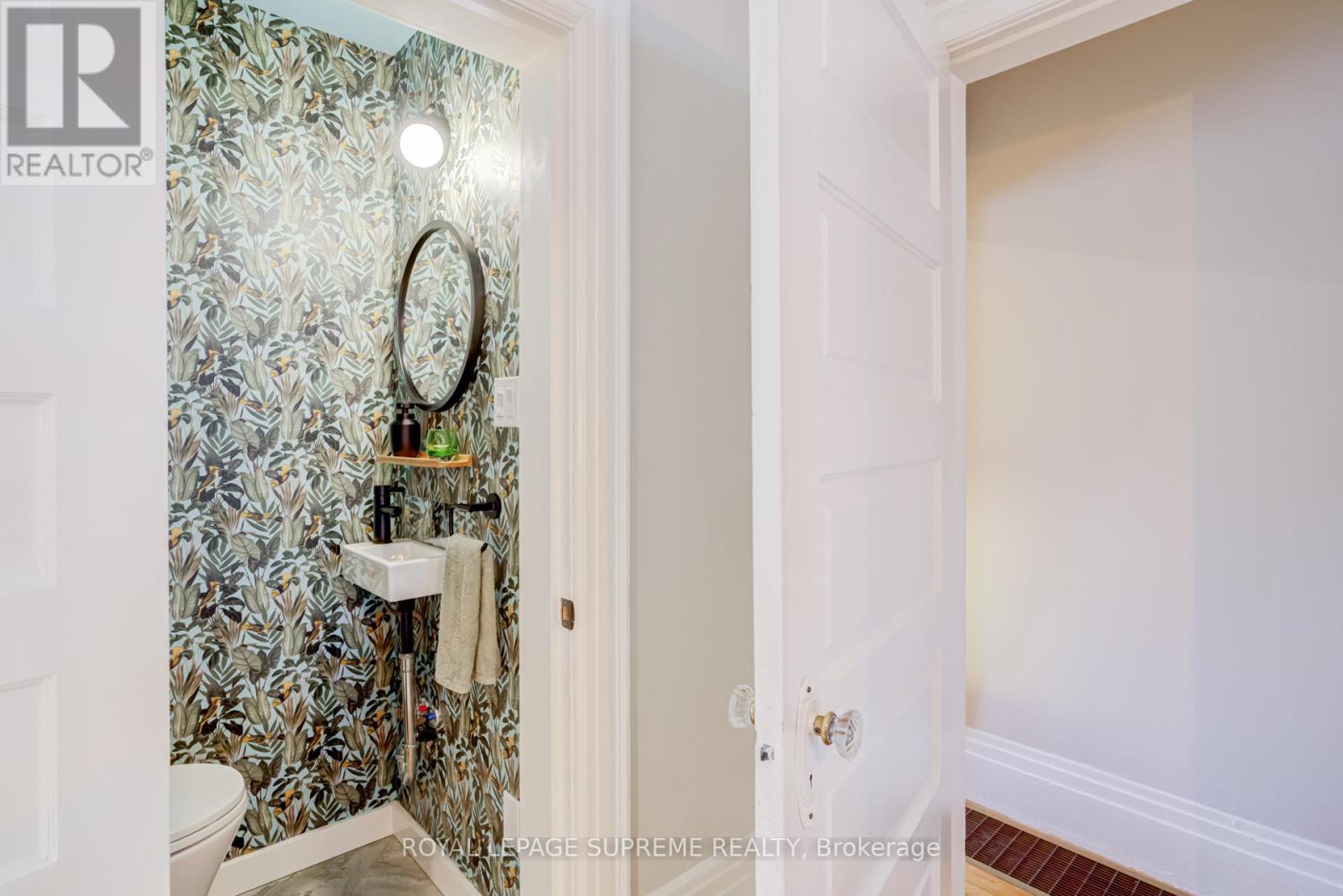 589 Gladstone Avenue, Toronto, Ontario  M6H 3J3 - Photo 10 - W13025638