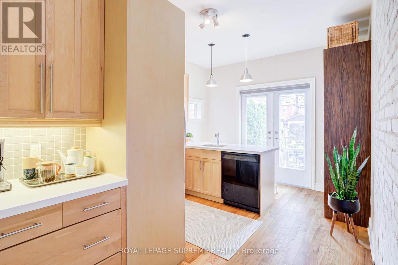 589 Gladstone Avenue, Toronto, Ontario  M6H 3J3 - Photo 11 - W13025638