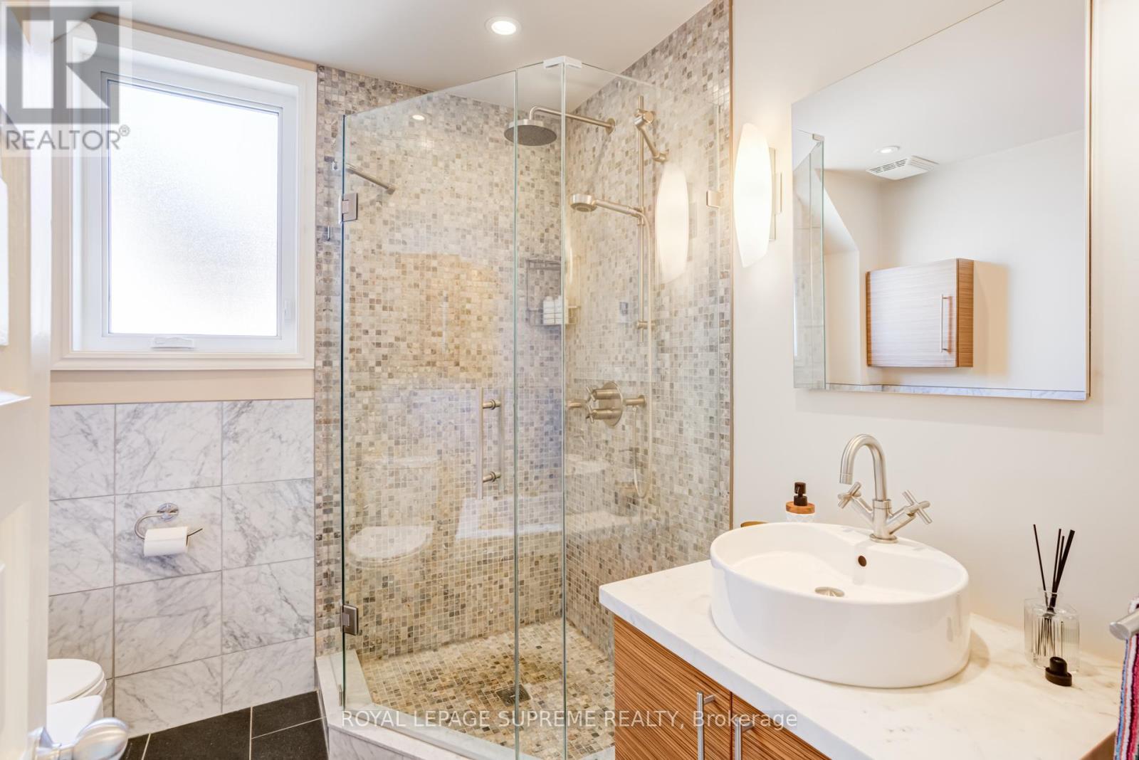 589 Gladstone Avenue, Toronto, Ontario  M6H 3J3 - Photo 28 - W13025638