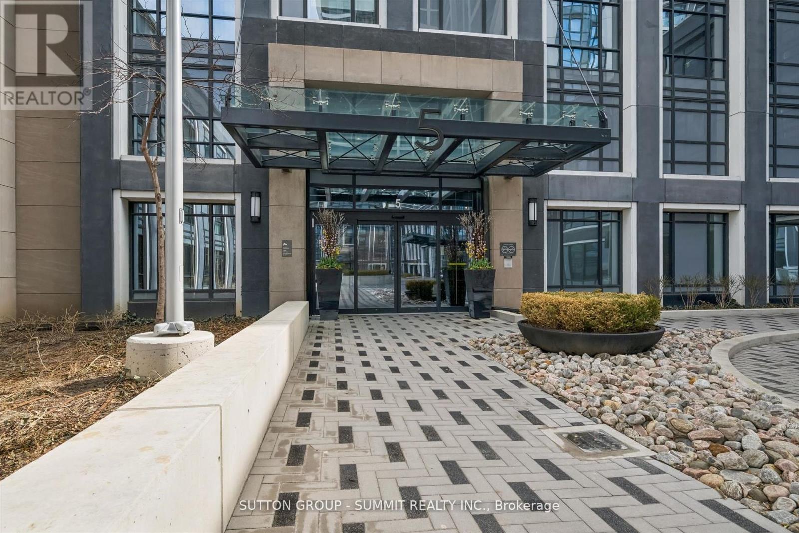 1429 - 5 Mabelle Avenue, Toronto, Ontario  M9A 0C8 - Photo 2 - W13025660