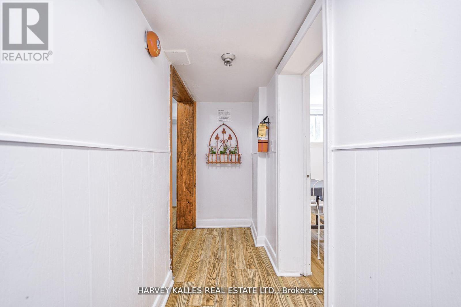 40 Dominion Road, Toronto, Ontario  M8W 1J7 - Photo 12 - W13025668