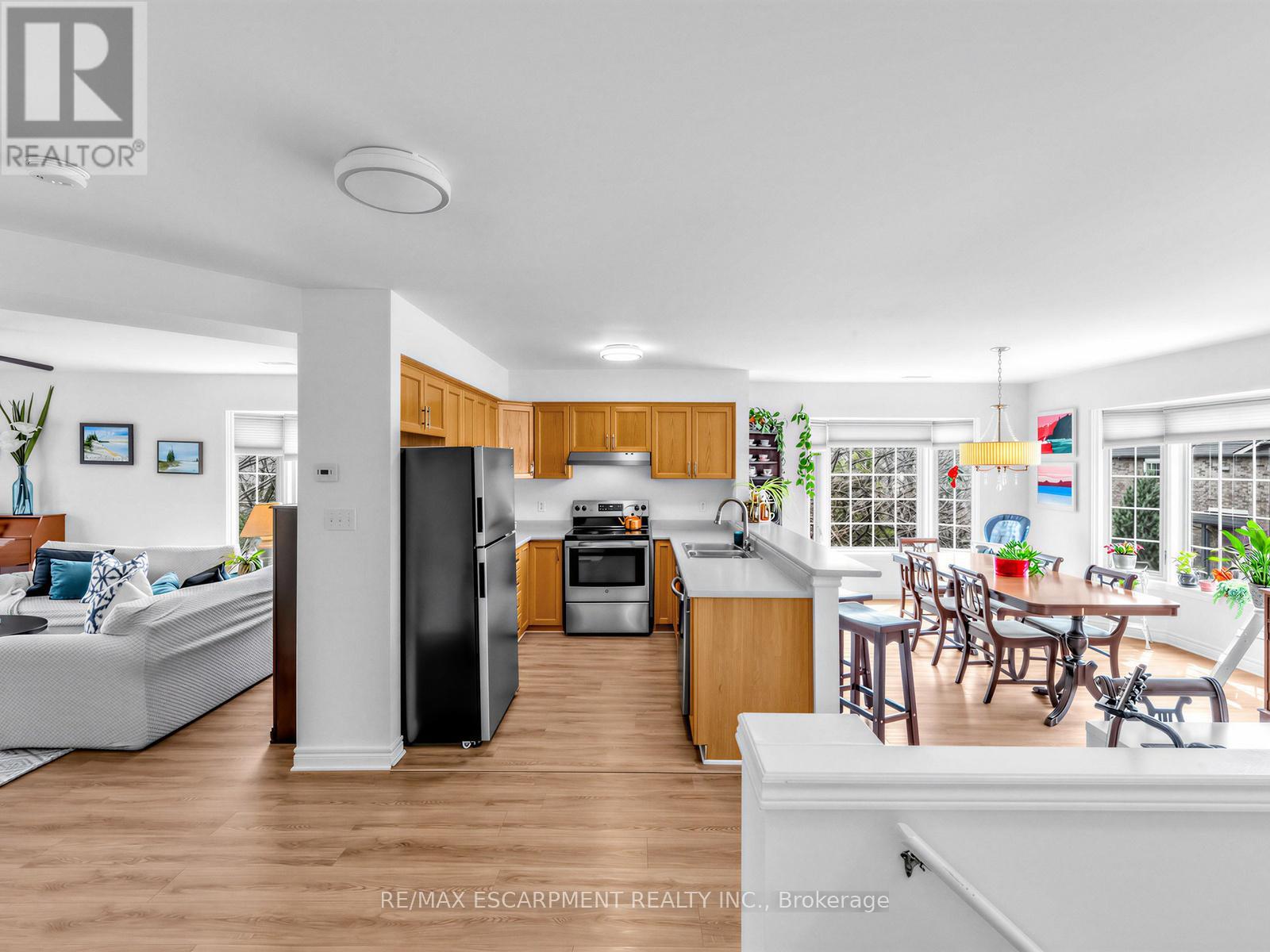 10 - 705 Cumberland Avenue, Burlington, Ontario  L7N 3W4 - Photo 5 - W13025696