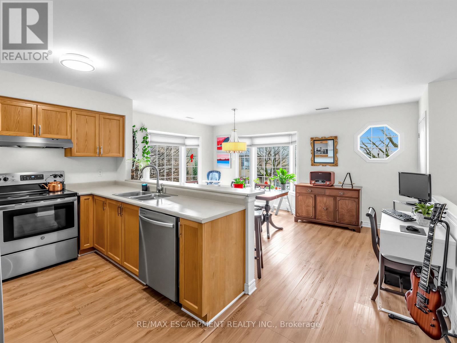 10 - 705 Cumberland Avenue, Burlington, Ontario  L7N 3W4 - Photo 7 - W13025696