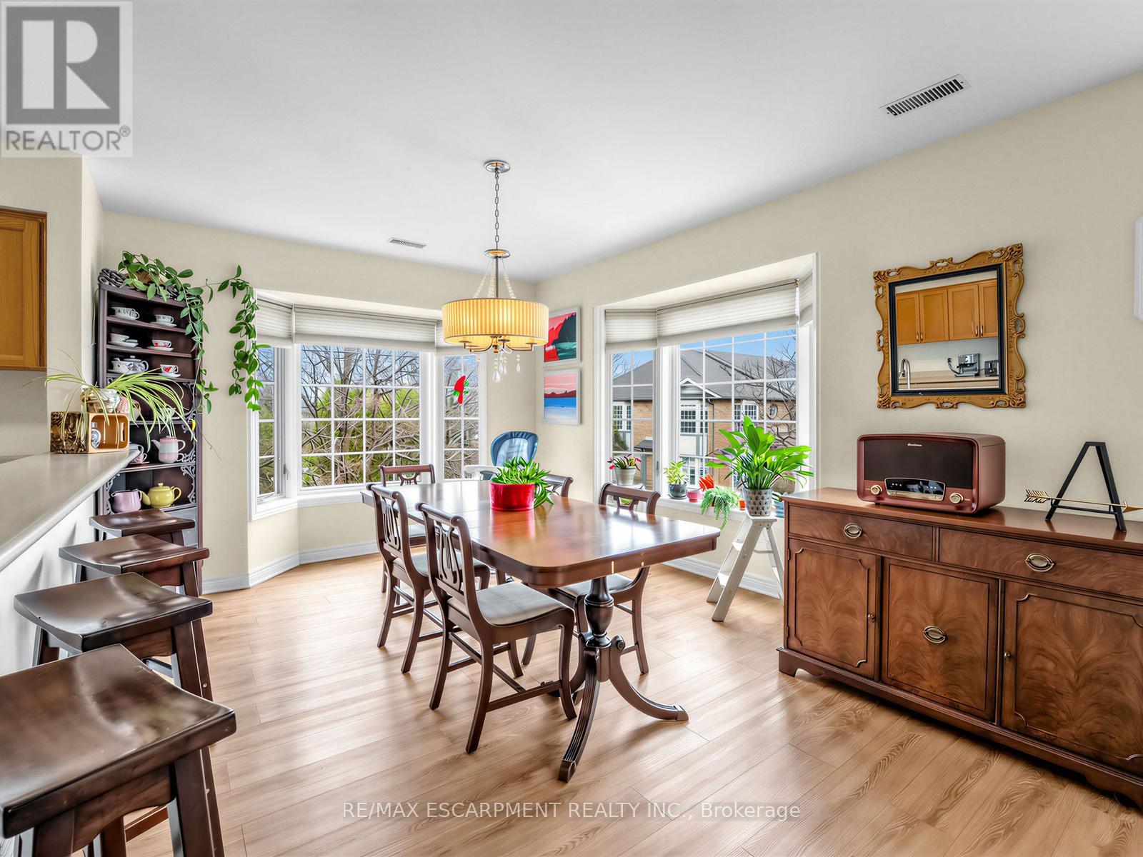 10 - 705 Cumberland Avenue, Burlington, Ontario  L7N 3W4 - Photo 9 - W13025696