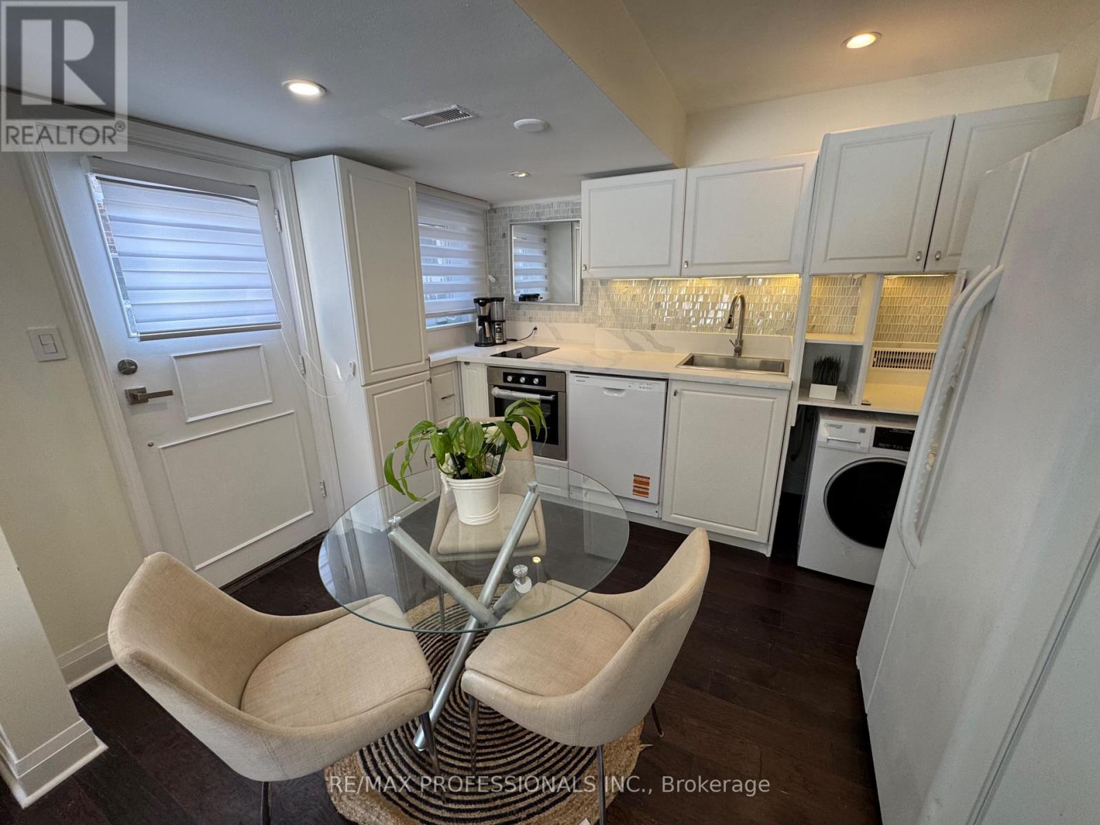 Ground - 11 Grasspoint Crescent, Toronto, Ontario  M9C 2T9 - Photo 2 - W13025714