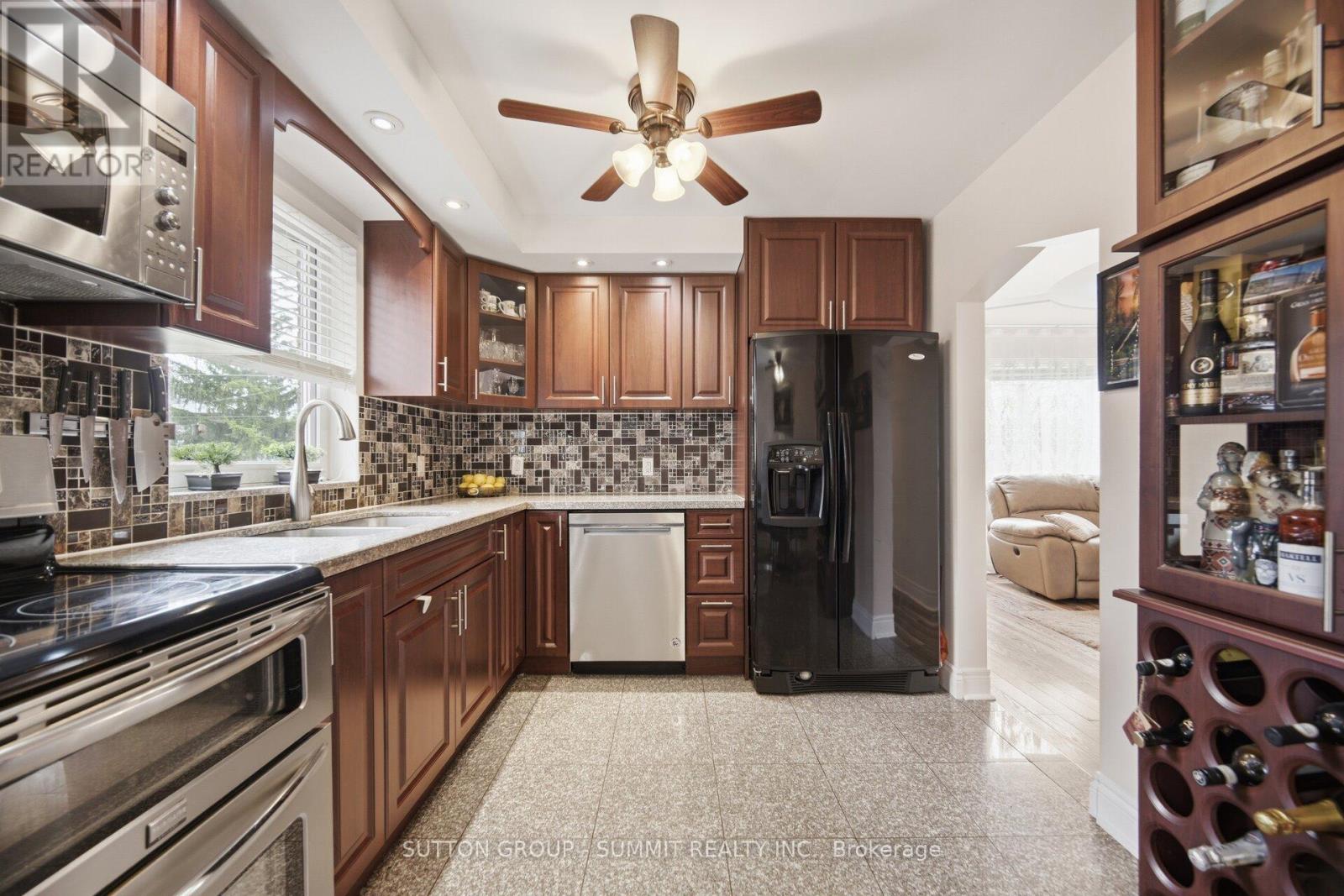 82 Macdonald Street, Toronto, Ontario  M8V 1Y4 - Photo 12 - W13025720