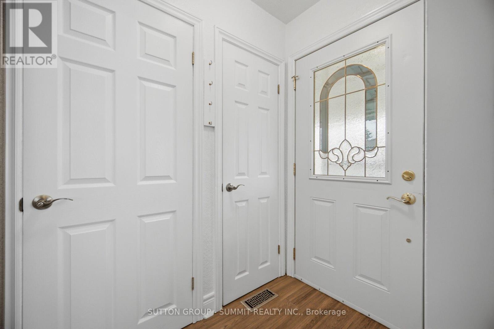 82 Macdonald Street, Toronto, Ontario  M8V 1Y4 - Photo 5 - W13025720