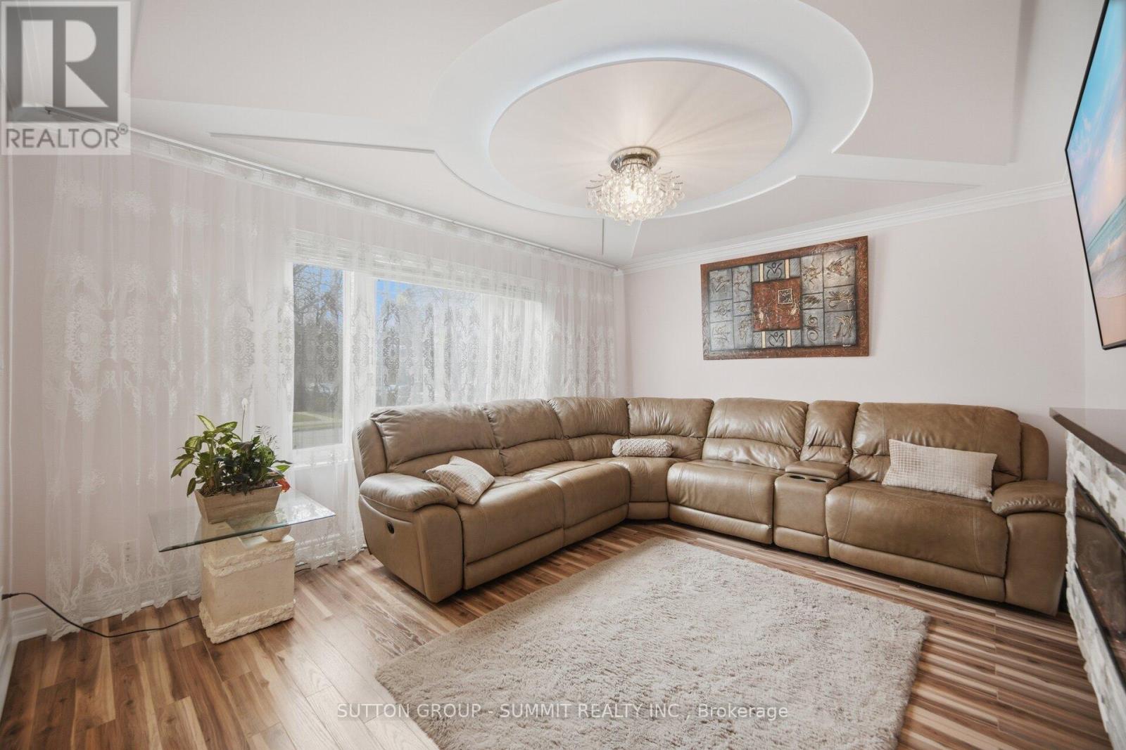 82 Macdonald Street, Toronto, Ontario  M8V 1Y4 - Photo 9 - W13025720