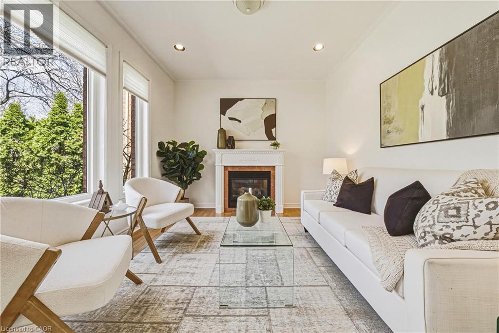 125 Creek Path Avenue, Oakville, Ontario  L6L 6T3 - Photo 13 - 40821439