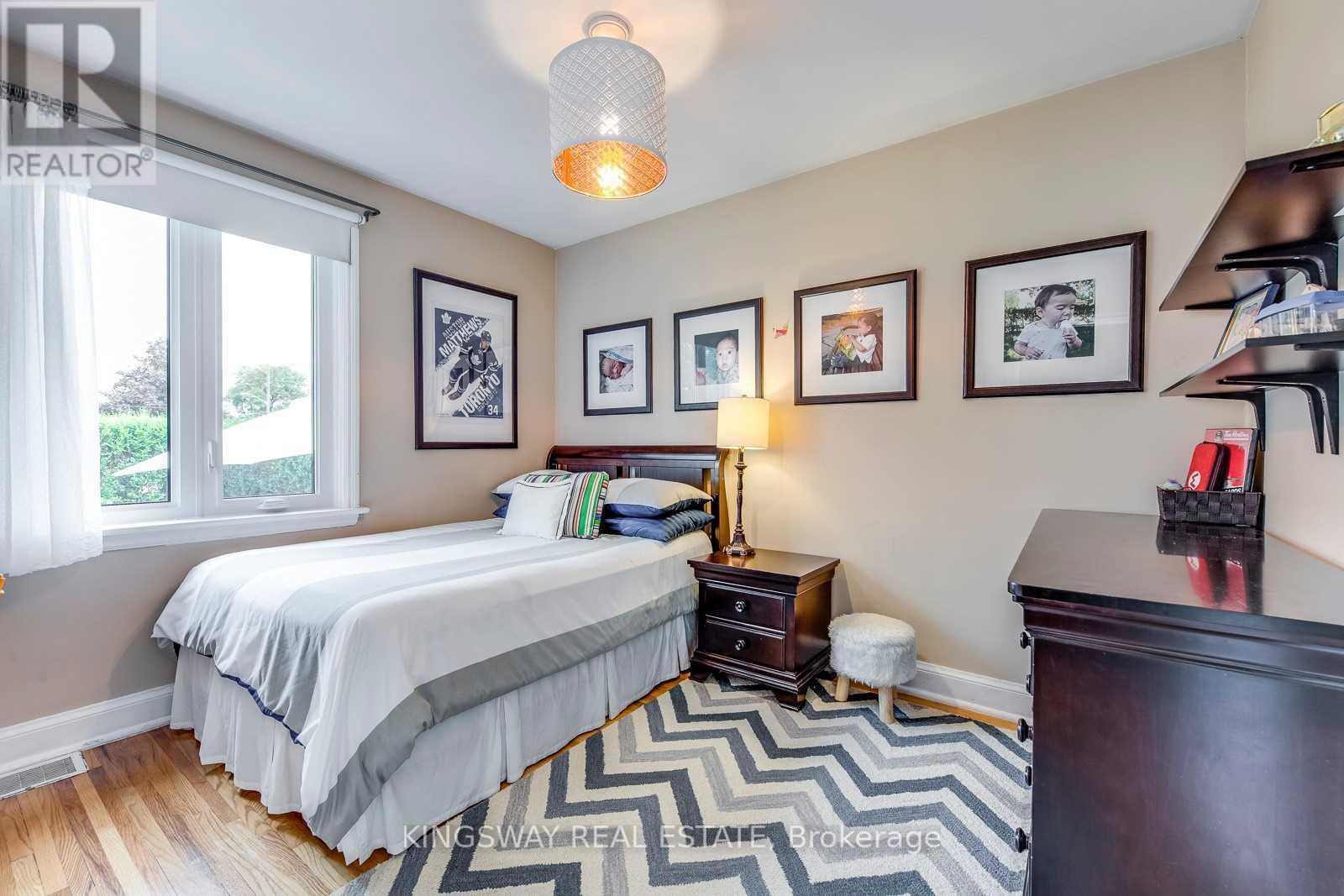 Main - 408 Lanor Avenue, Toronto, Ontario  M8W 2R6 - Photo 14 - W13025750