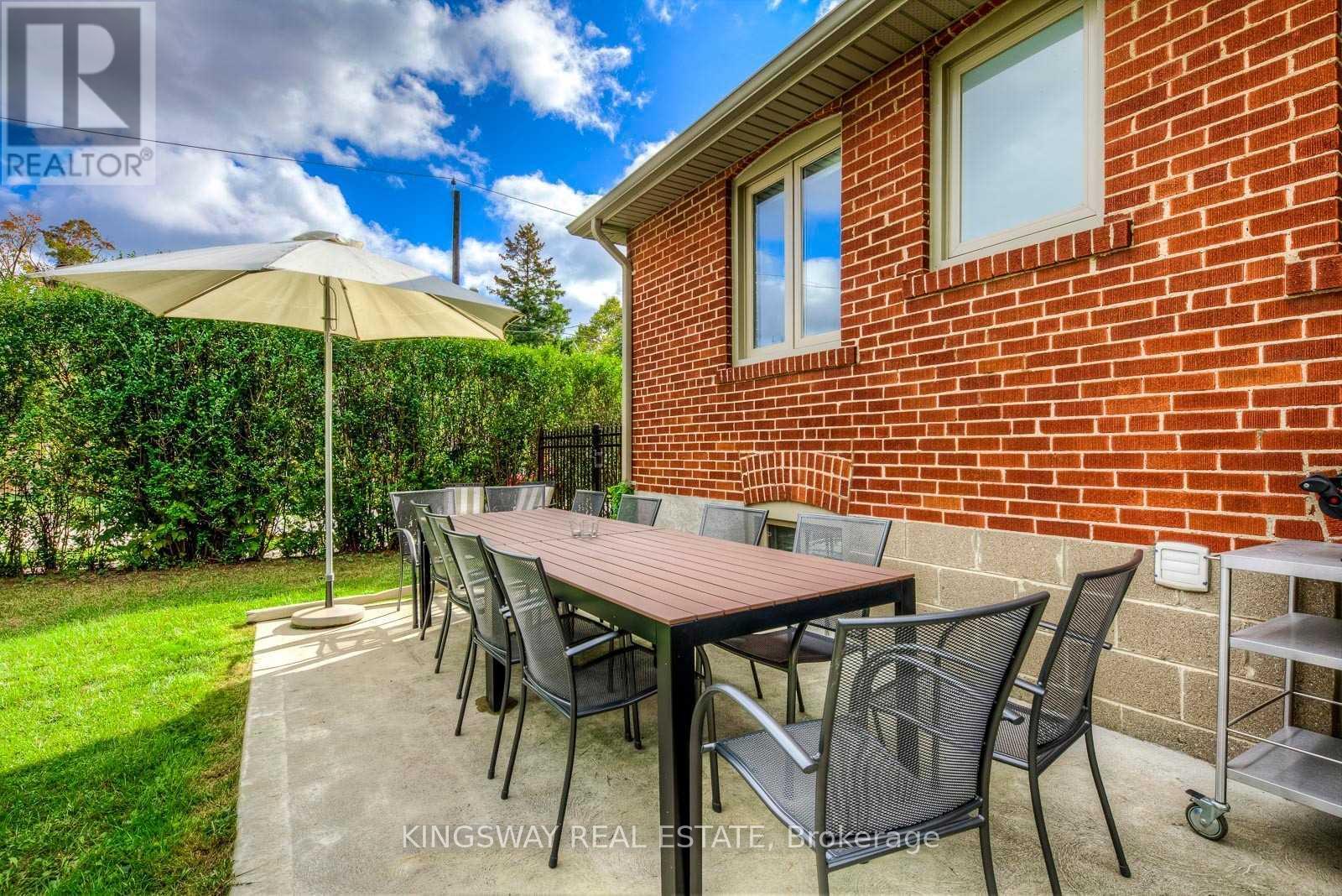 Main - 408 Lanor Avenue, Toronto, Ontario  M8W 2R6 - Photo 18 - W13025750