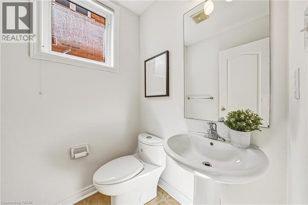 125 Creek Path Avenue, Oakville, Ontario  L6L 6T3 - Photo 15 - 40821439