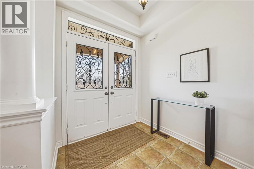 125 Creek Path Avenue, Oakville, Ontario  L6L 6T3 - Photo 4 - 40821439