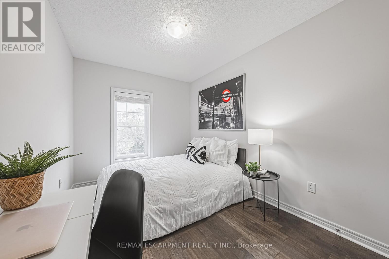 4 - 2220 Queensway Drive, Burlington, Ontario  L7R 0E7 - Photo 18 - W13025784