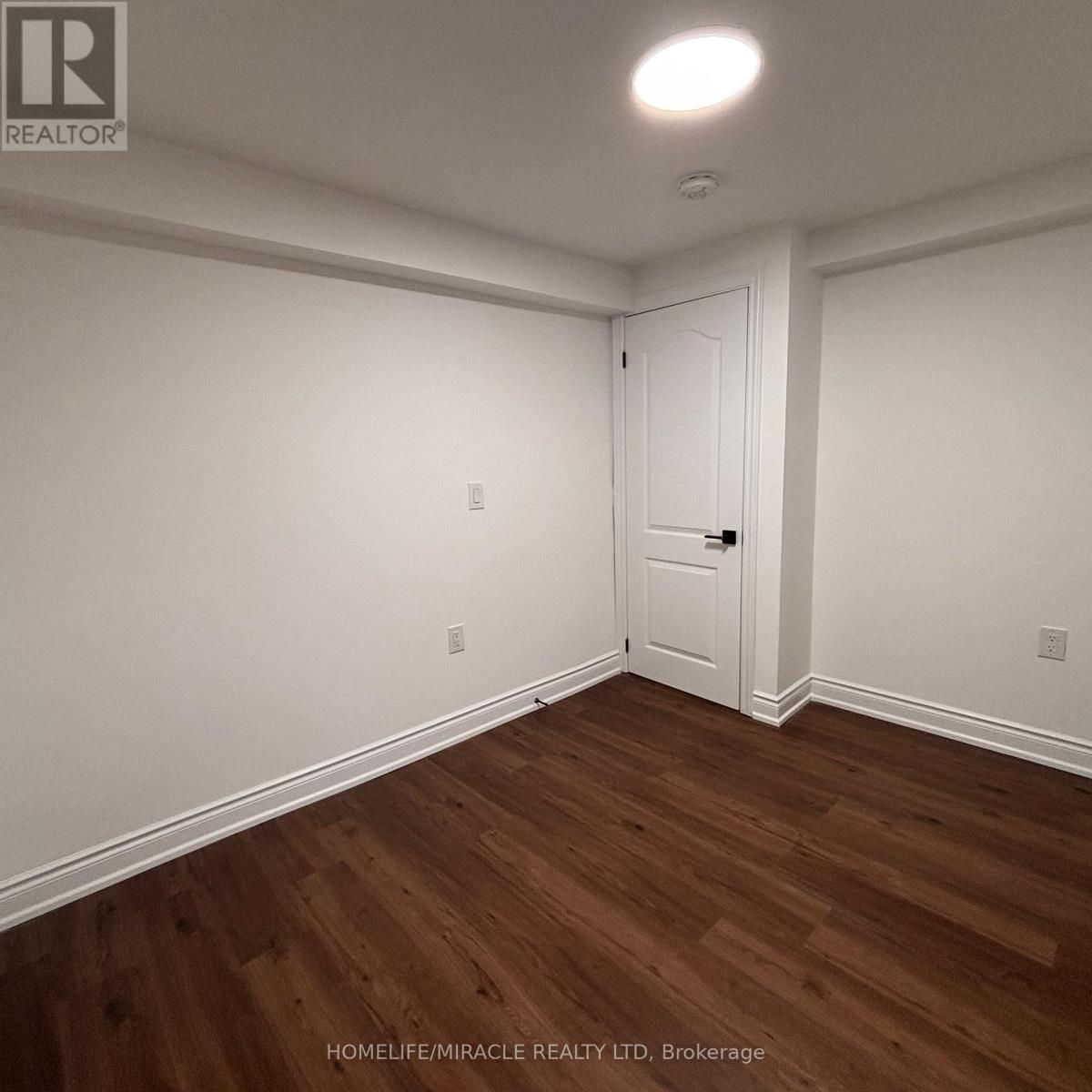 Bsmt - 12 Holmstead Court, Brampton, Ontario  L6S 1R9 - Photo 10 - W13025788