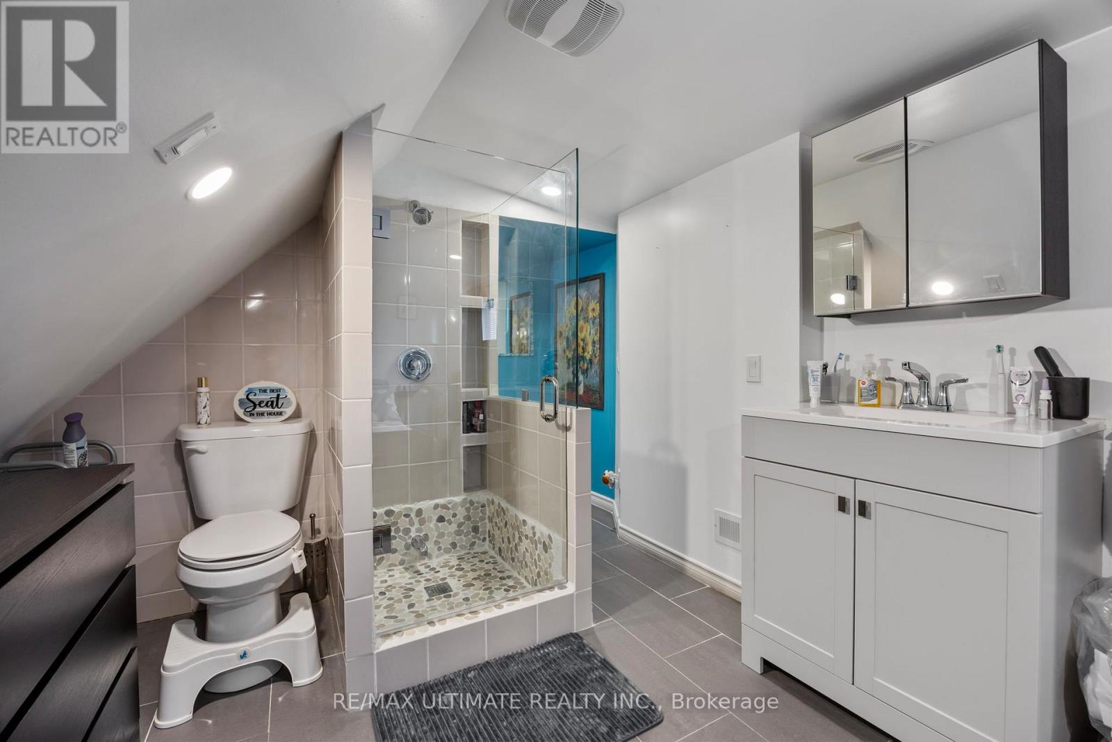 82 Beechwood Avenue, Toronto, Ontario  M6N 4T3 - Photo 18 - W13025808