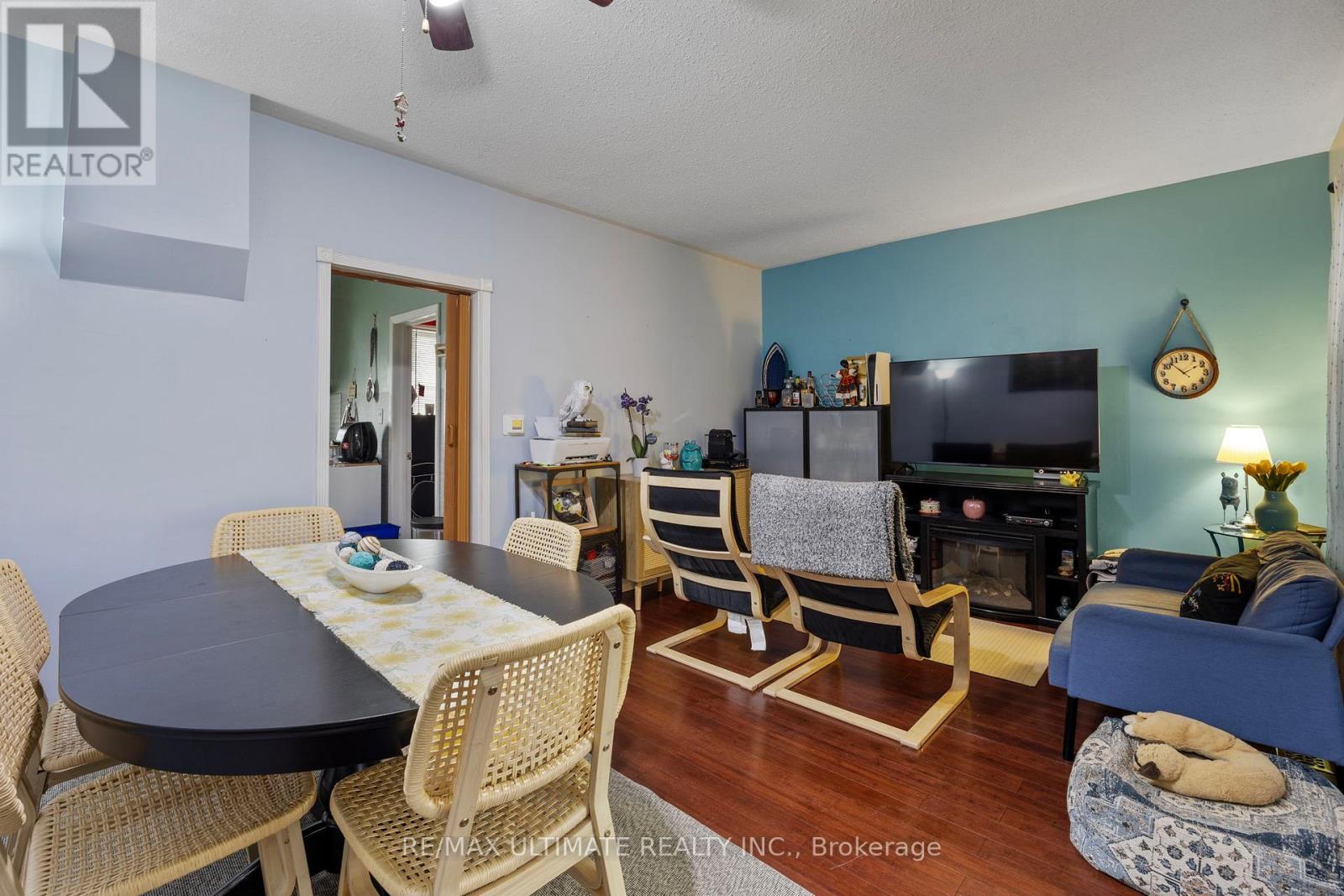 82 Beechwood Avenue, Toronto, Ontario  M6N 4T3 - Photo 7 - W13025808