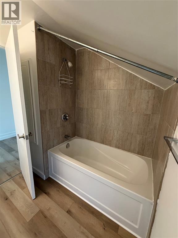 216 Essex Street Unit# B, Sarnia, Ontario  N7T 4R9 - Photo 12 - 26008111