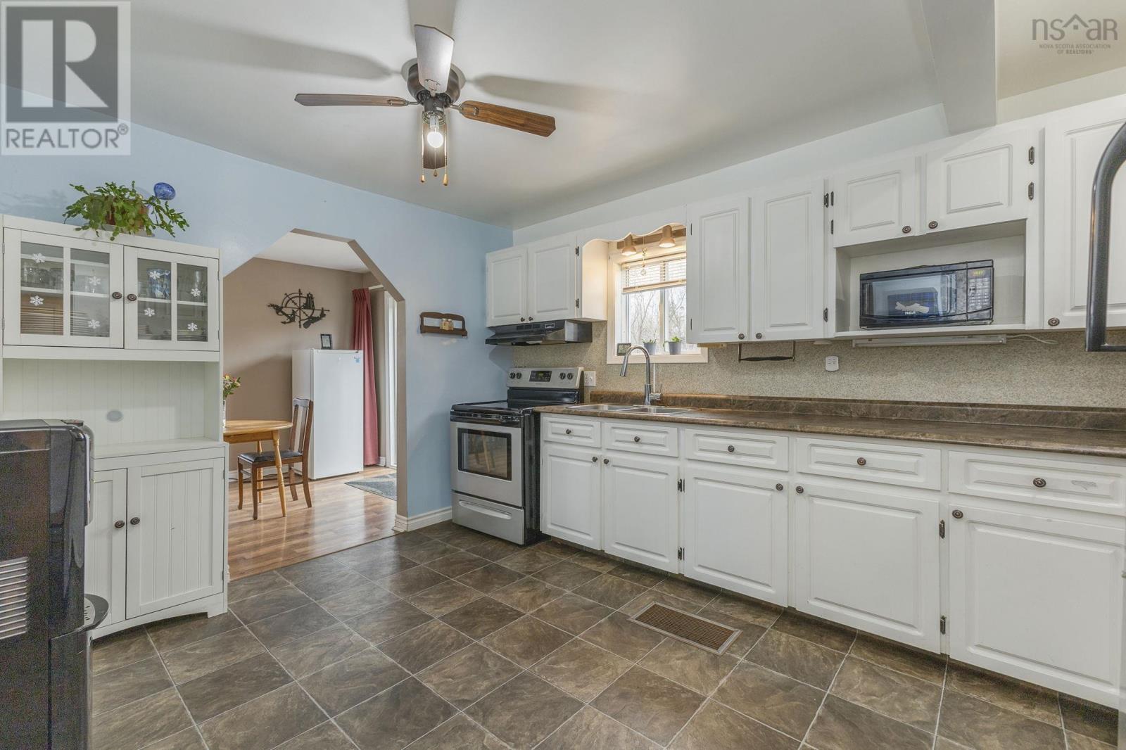 2423 Westville Road, Westville, Nova Scotia  B0K 2A0 - Photo 8 - 202608075