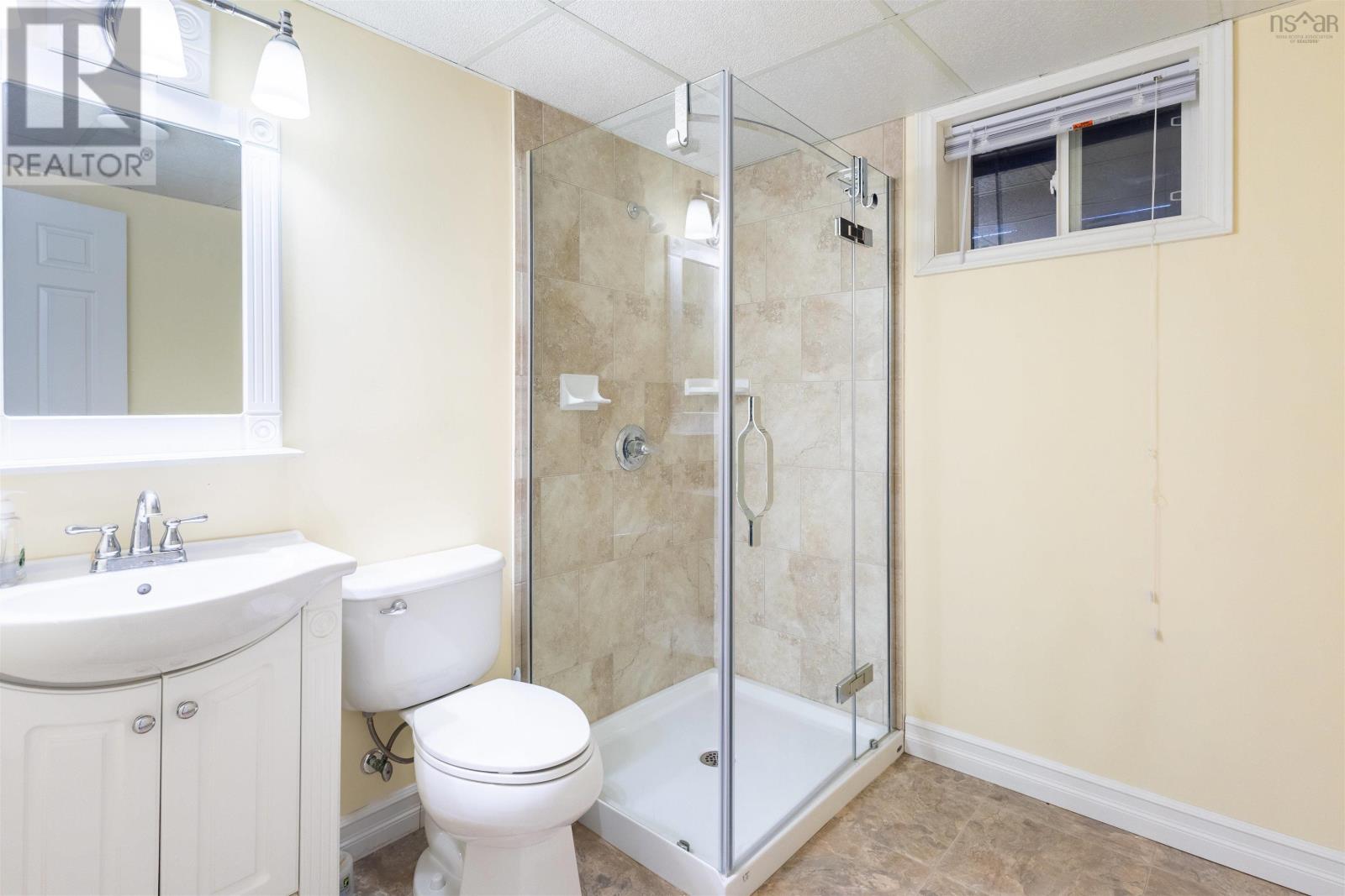 94 Cottagedale Crescent, Sydney, Nova Scotia  B1P 6T8 - Photo 32 - 202608135