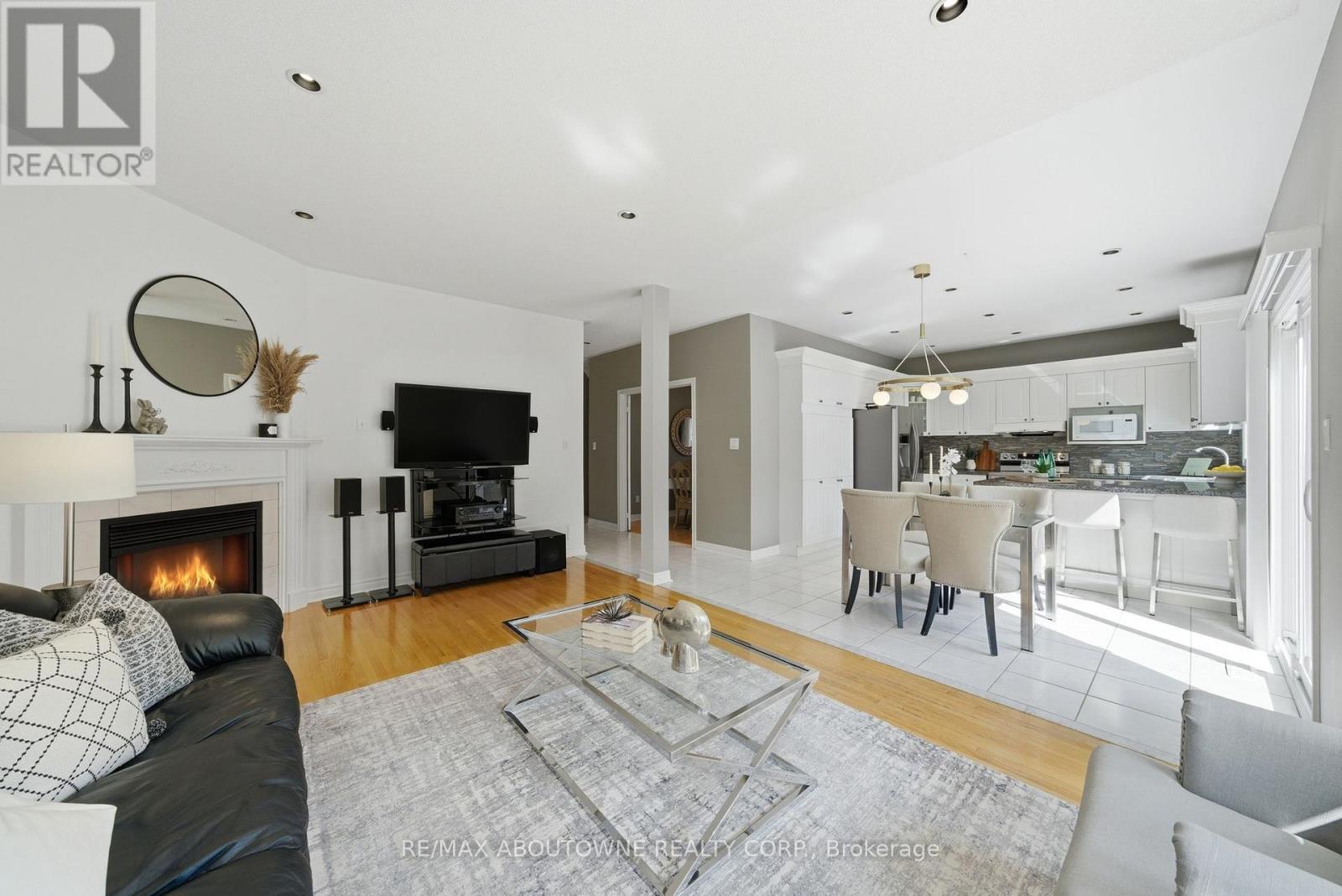 6386 Ormindale Way, Mississauga, Ontario  L5V 1J3 - Photo 12 - W13025518