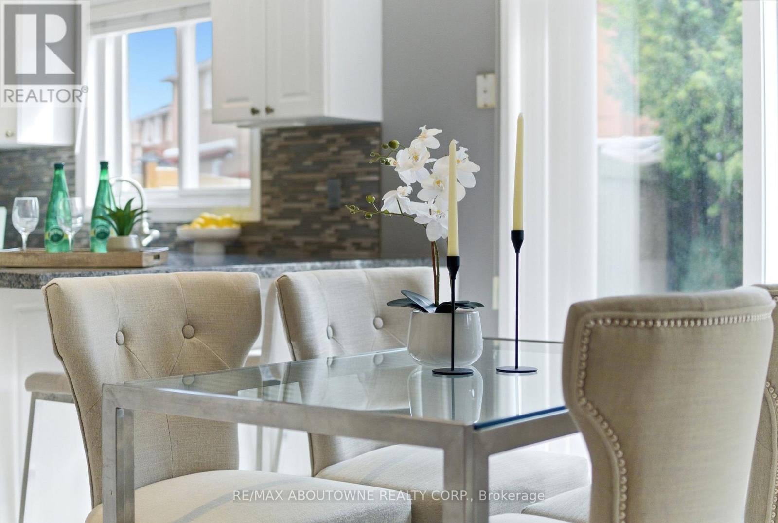 6386 Ormindale Way, Mississauga, Ontario  L5V 1J3 - Photo 14 - W13025518