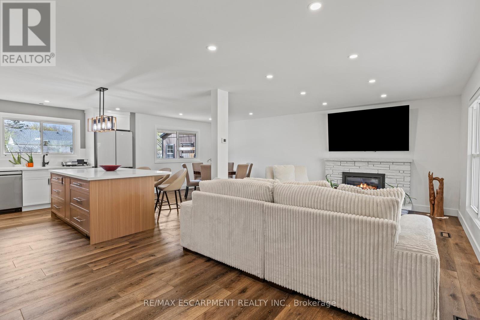 45 Driftwood Drive, Brantford, Ontario  N3R 3K2 - Photo 6 - X13025706