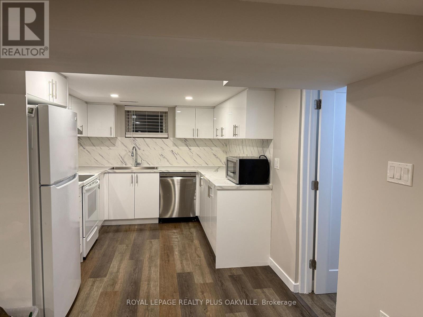 Bsmt - 269 West 5th Street N, Hamilton, Ontario  L9C 3N9 - Photo 5 - X13025796