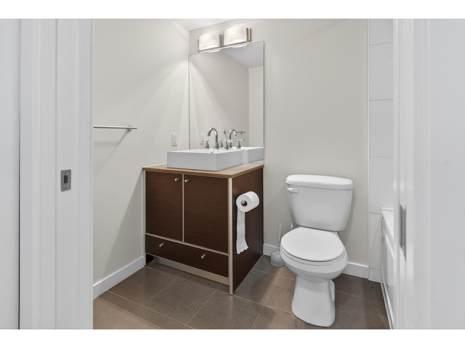 3109 9981 Whalley Boulevard, Surrey, British Columbia  V3T 0G6 - Photo 9 - R3114013